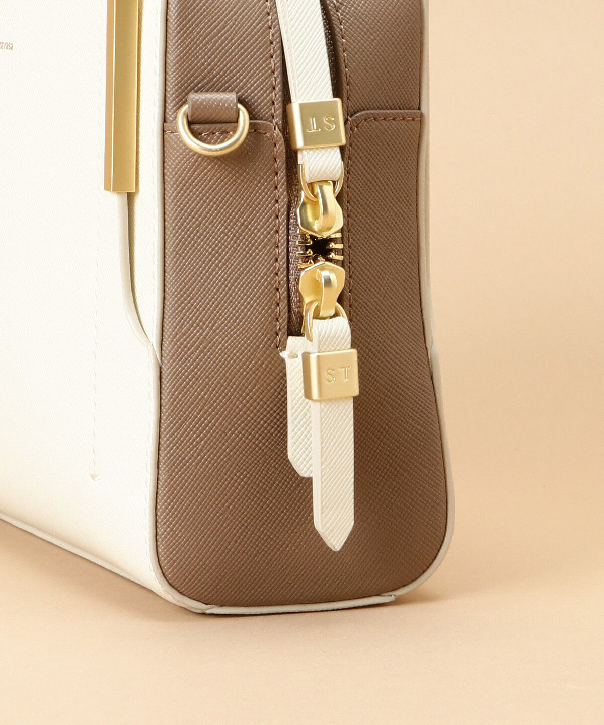 Samantha Thavasa「Pomme d'espoir ポムディスポワール バイカラーショルダーバッグ」|ショルダー・メッセンジャー|