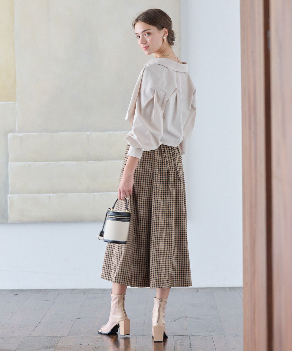 アンドクチュール「クロップド丈シャツ＋キャミワンピース」|ワンピース|