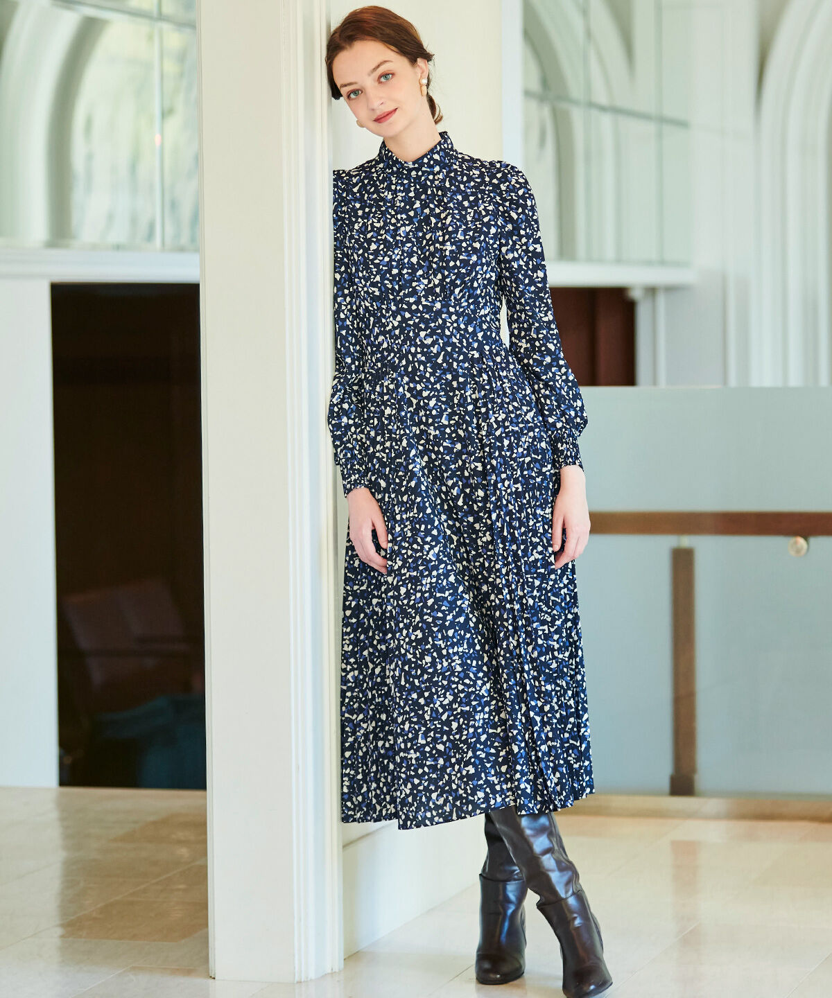 アンドクチュール「ジオメドットプリントプリーツワンピース」|ワンピース|