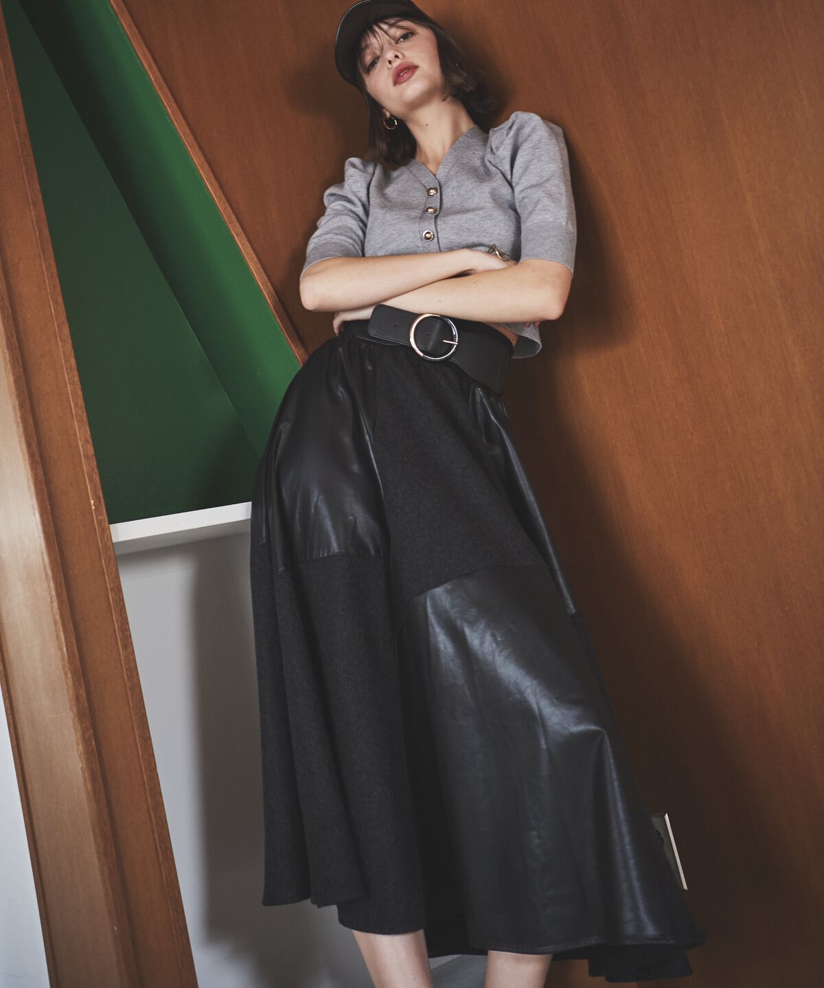 アンドクチュール「袖ギャザーVネックカーデプルオーバー」|ニット・セーター|