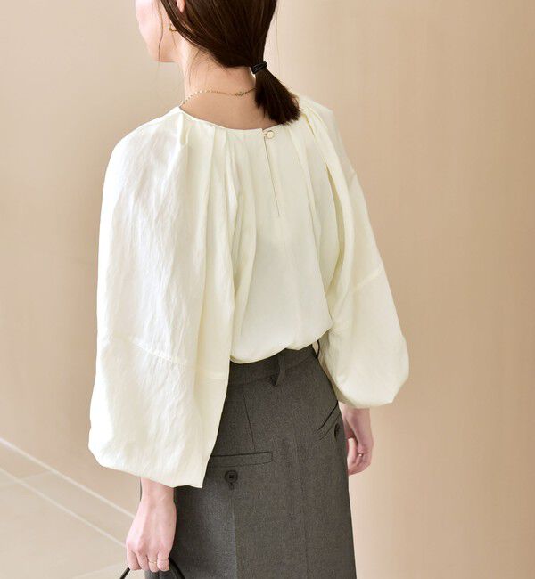 quaranciel「《予約》quaranciel:〈洗濯機可能〉ツイル スキッパー ボリュームスリーブ ブラウス」|シャツ・ブラウス|