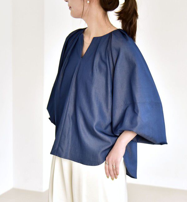 quaranciel「《予約》quaranciel:〈洗濯機可能〉ツイル スキッパー ボリュームスリーブ ブラウス」|シャツ・ブラウス|