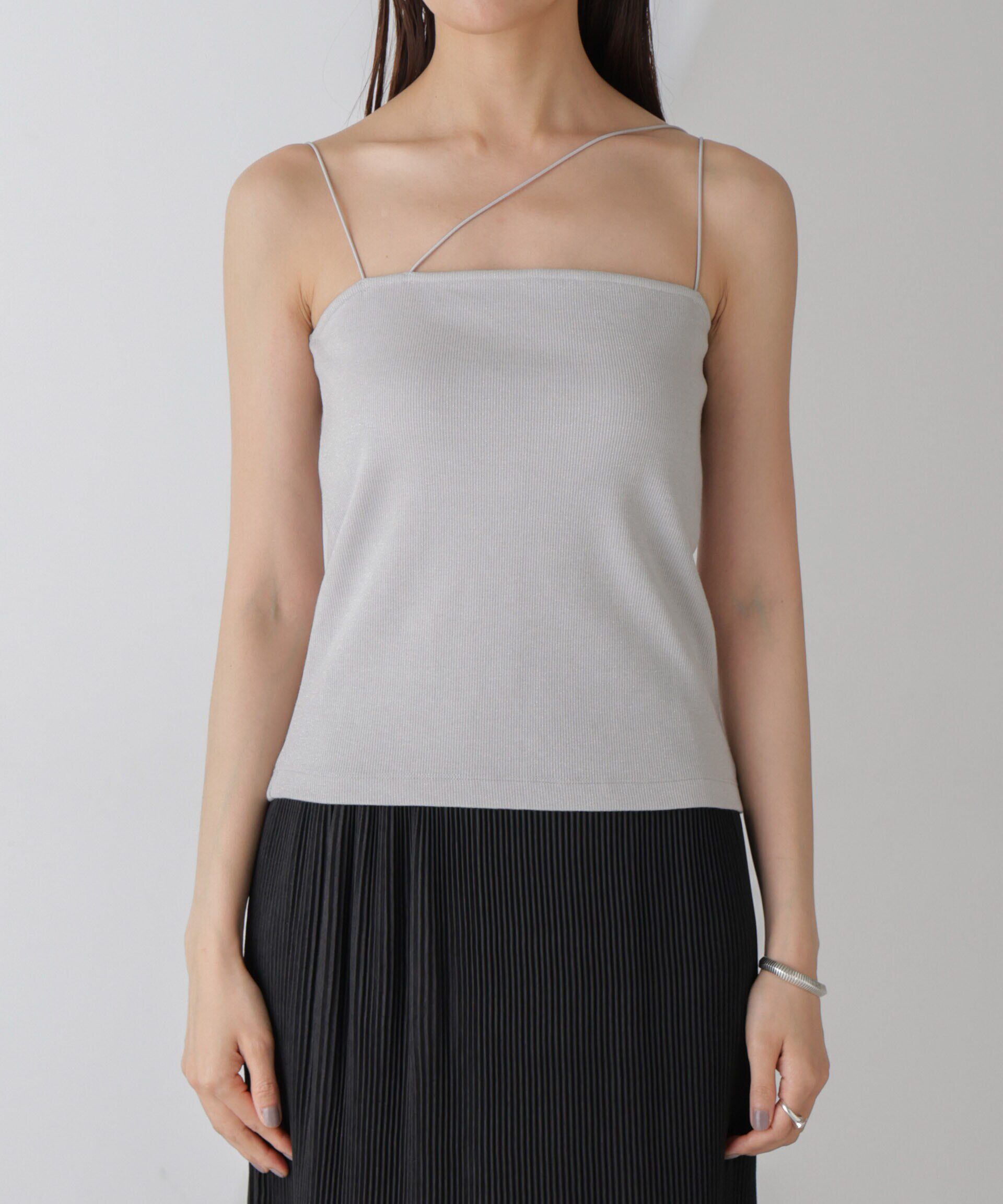 nano･universe「ラメテレコカップ付きアシメストラップキャミソール」|Tシャツ・カットソー|