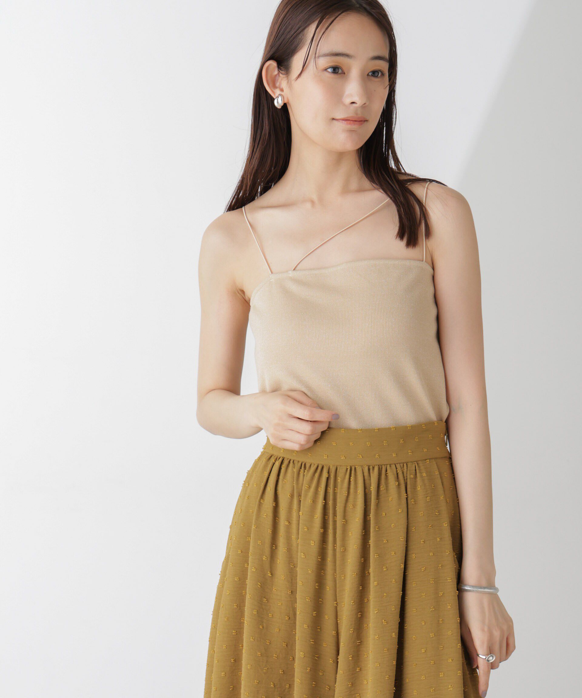 nano･universe「ラメテレコカップ付きアシメストラップキャミソール」|Tシャツ・カットソー|