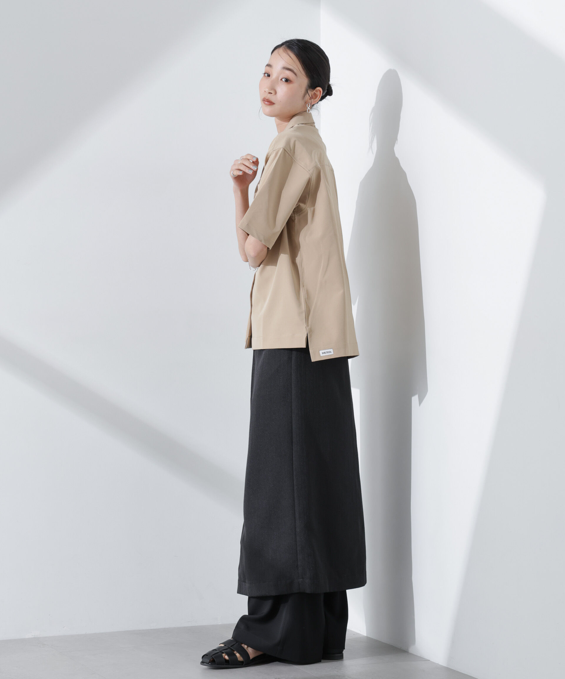 nano･universe「メタリックフロントZIPスリットタイトスカート」|スカート|