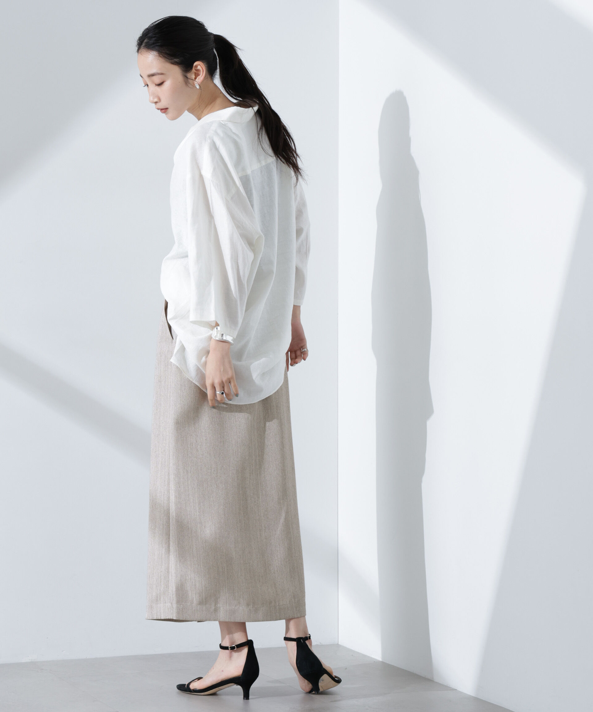 nano･universe「メタリックフロントZIPスリットタイトスカート」|スカート|