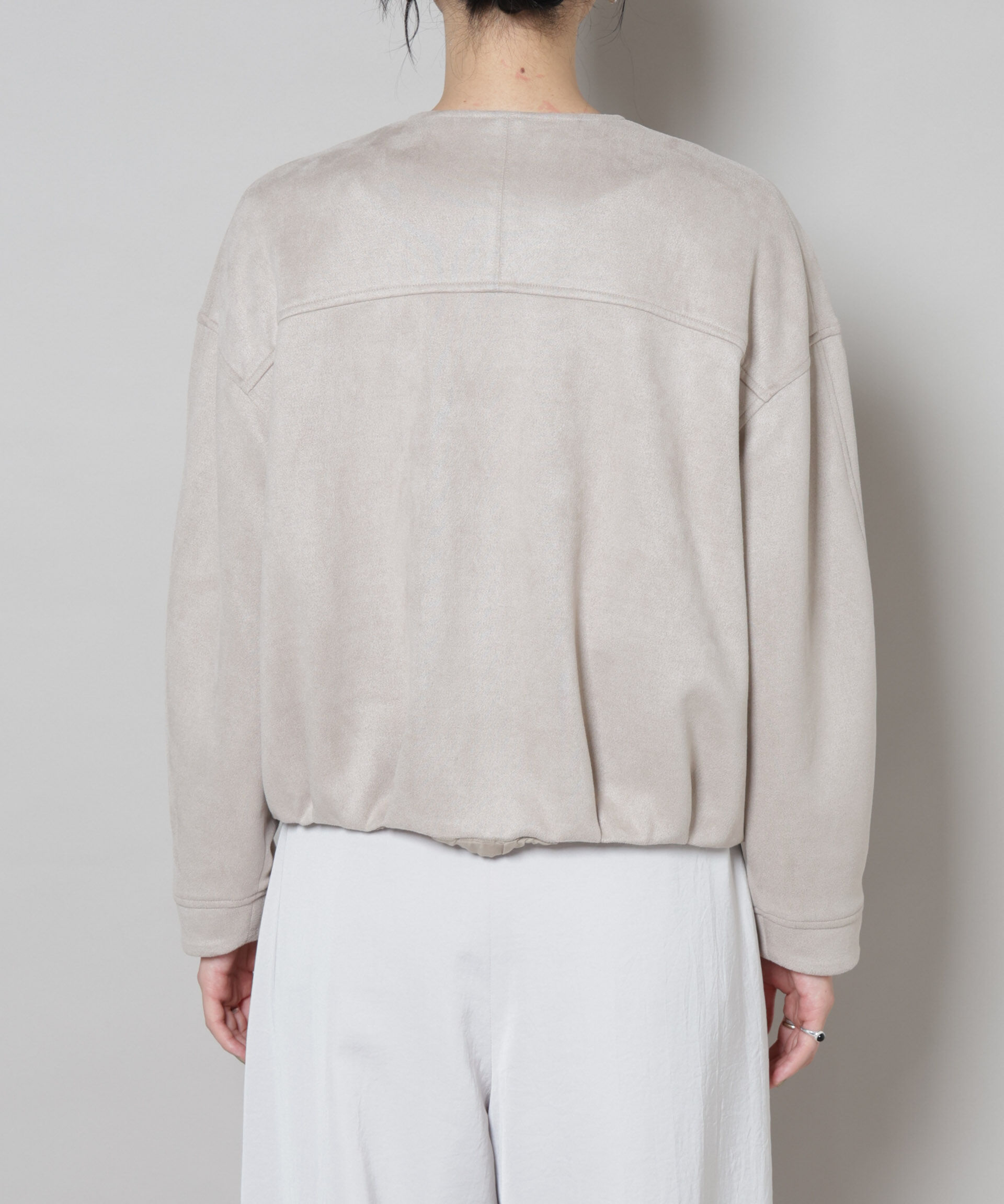 nano･universe「フェイクスエードボンディングノーカラーブルゾン」|ブルゾン・スタジャン|