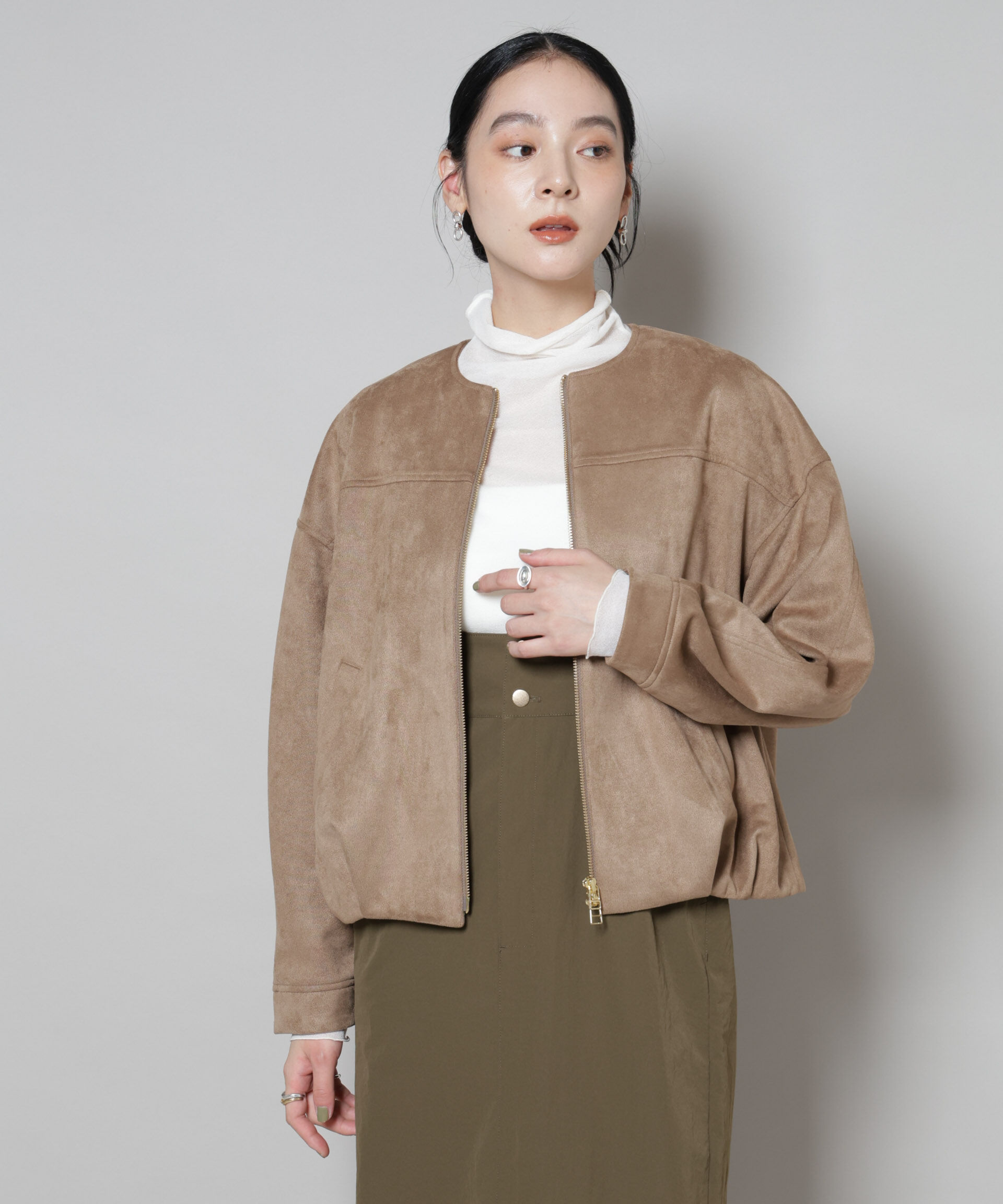 nano･universe「フェイクスエードボンディングノーカラーブルゾン」|ブルゾン・スタジャン|