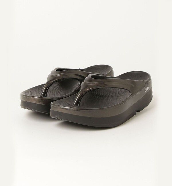 fredy emue「【OOFOS/ウーフォス】Oomega Luxe」|サンダル|