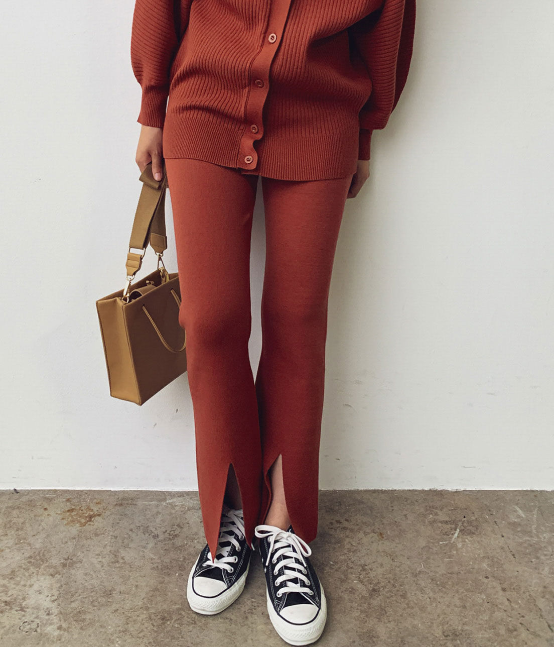 VIS「【セットアップ対応】スリット入りニットパンツ」|その他|ブラウン(22)