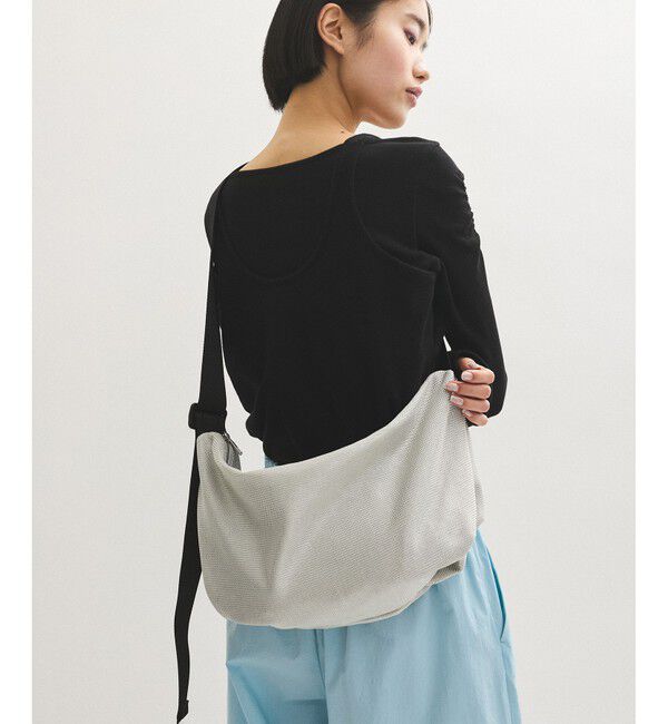ADAM ET ROPE'「【サステナブル】・【新色追加】メッシュショルダーバッグ」|ショルダー・メッセンジャー|シルバー