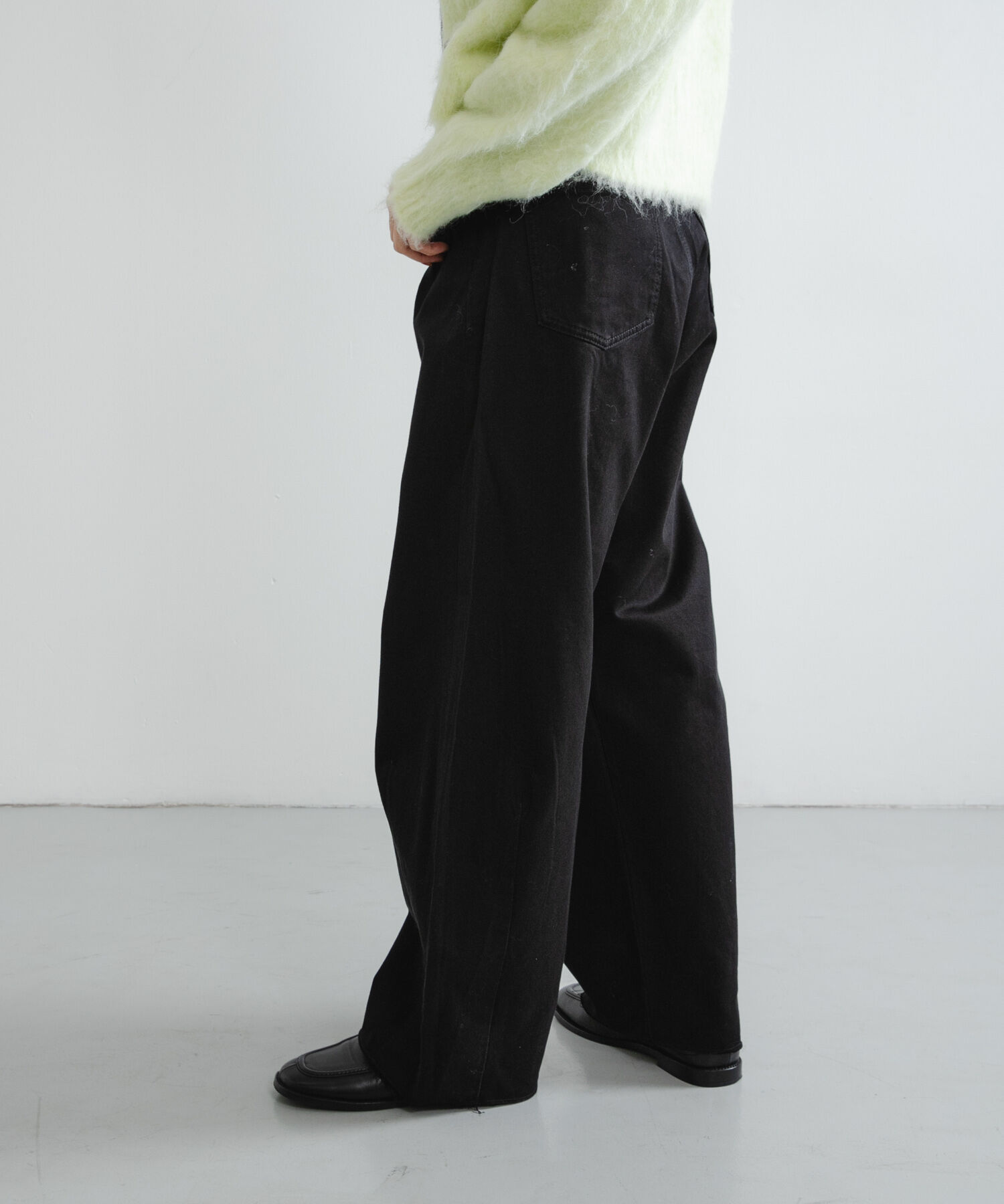 URBAN RESEARCH「コットンサテンカットオフカーブパンツ」|その他|