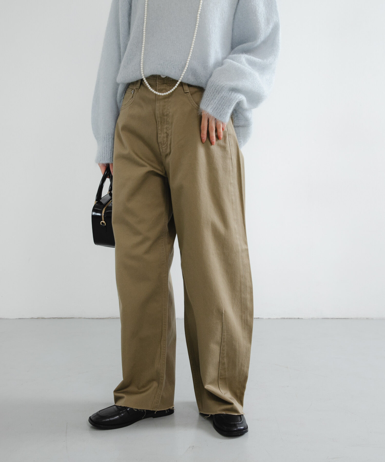 URBAN RESEARCH「コットンサテンカットオフカーブパンツ」|その他|