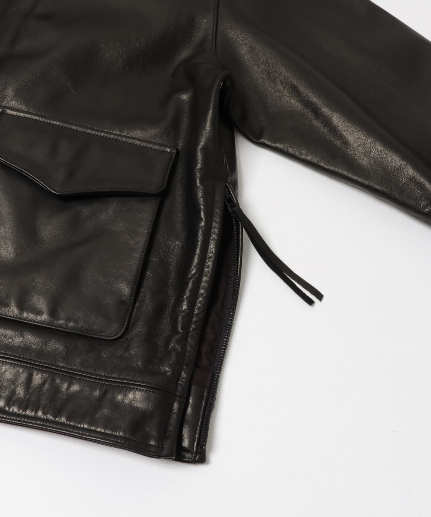 URBAN RESEARCH「new basic　COW LEATHER TYPE A-2 JACKET」|その他|