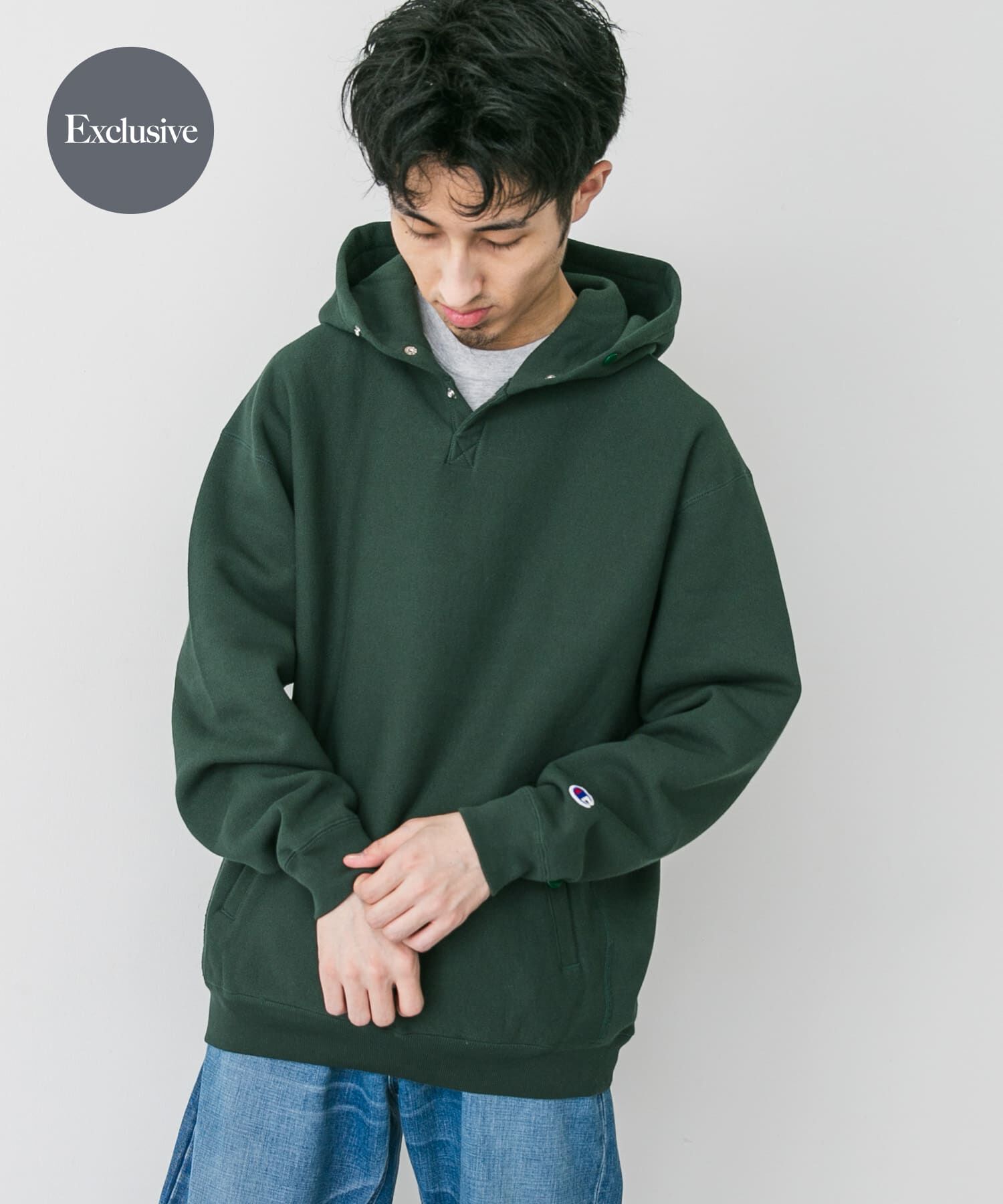 URBAN RESEARCH DOORS「『別注』Champion&times;DOORS　RW HALF SNAP PARKA」|パーカー|カーキ