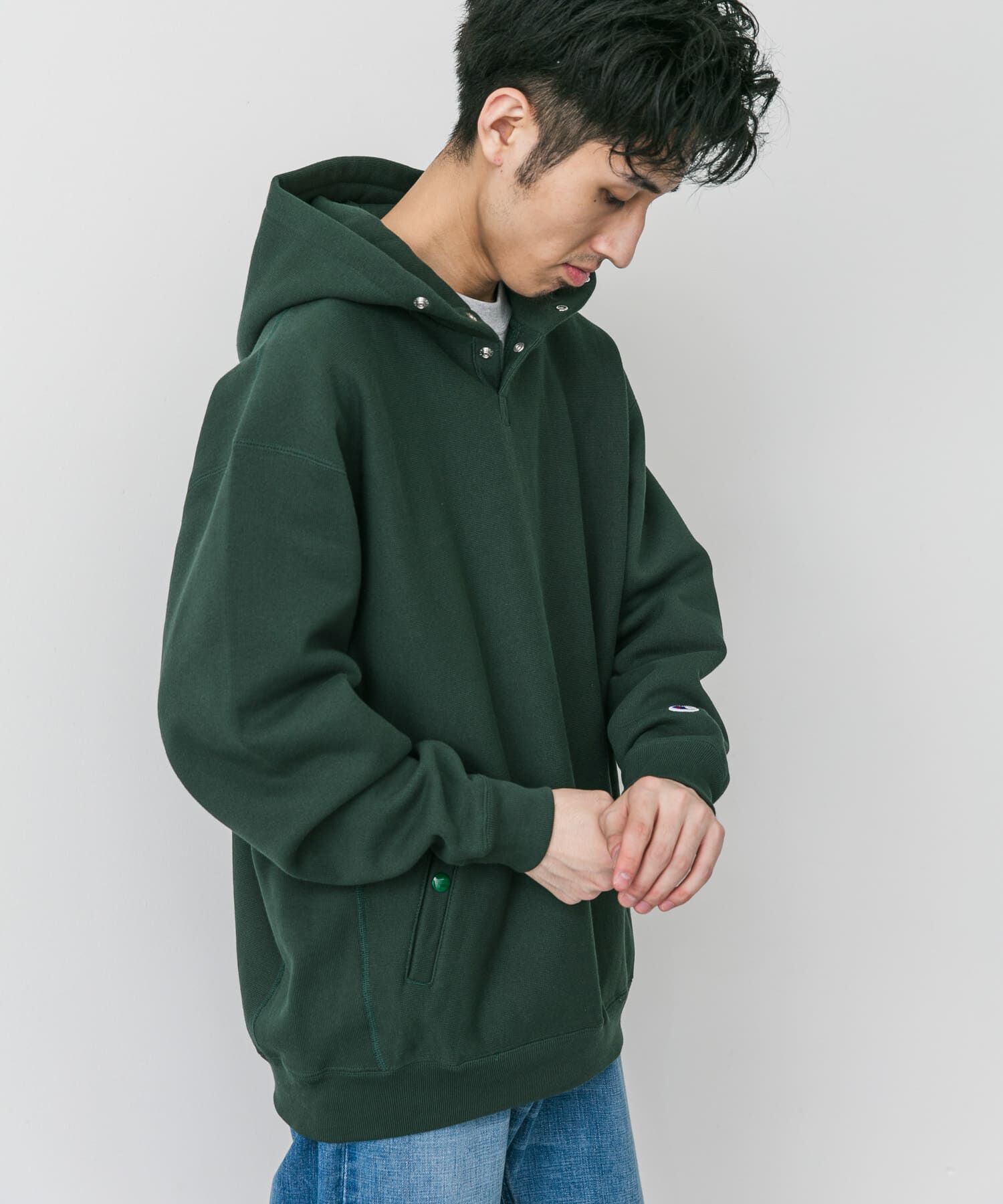 URBAN RESEARCH DOORS「『別注』Champion&times;DOORS　RW HALF SNAP PARKA」|パーカー|