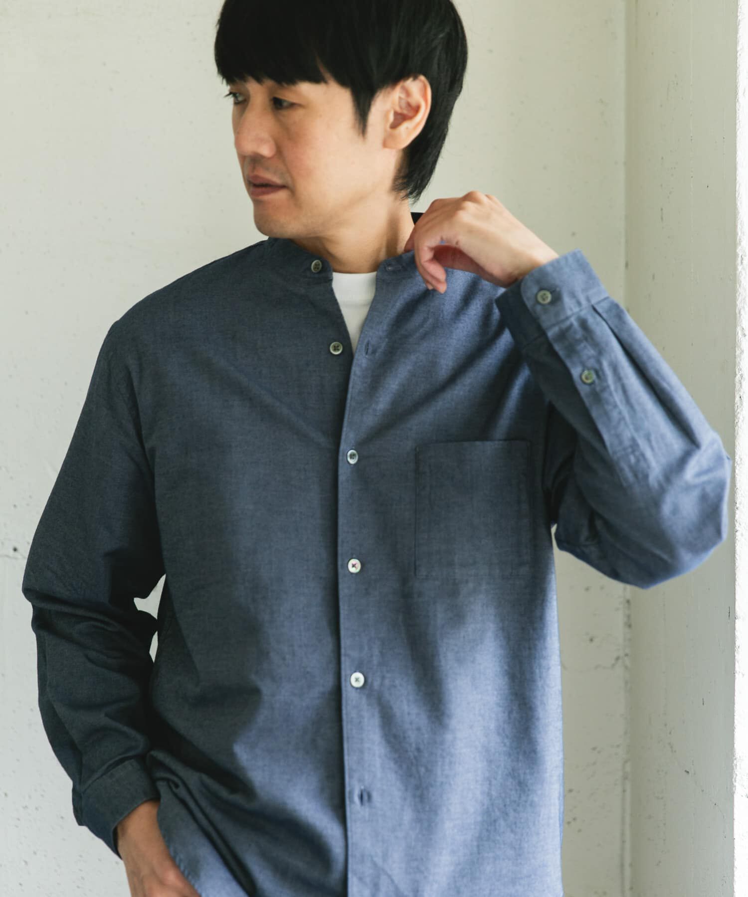 URBAN RESEARCH DOORS「ピーチ起毛 バンドカラー ロングスリーブシャツ」|シャツ・ブラウス|