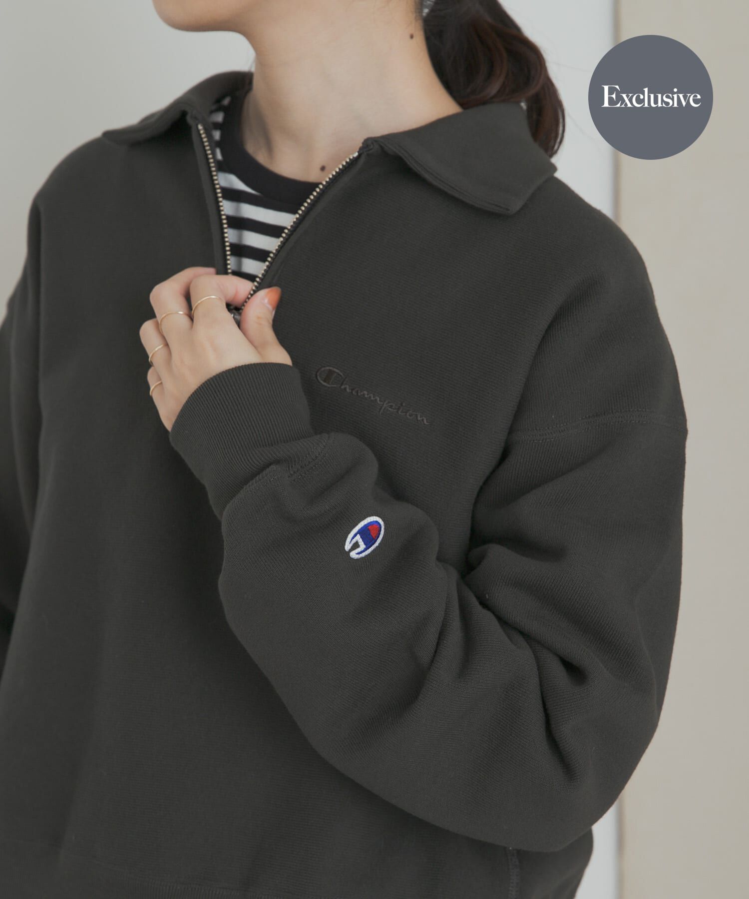 URBAN RESEARCH DOORS「『別注』Champion&times;DOORS　Half Zip Sweatshirts」|スウェット・ジャージ|スミクロ