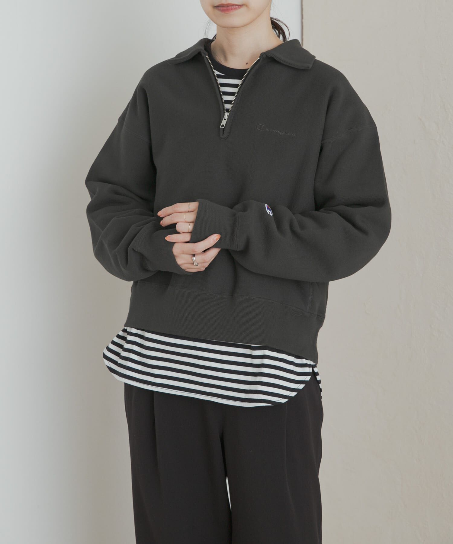 URBAN RESEARCH DOORS「『別注』Champion&times;DOORS　Half Zip Sweatshirts」|スウェット・ジャージ|