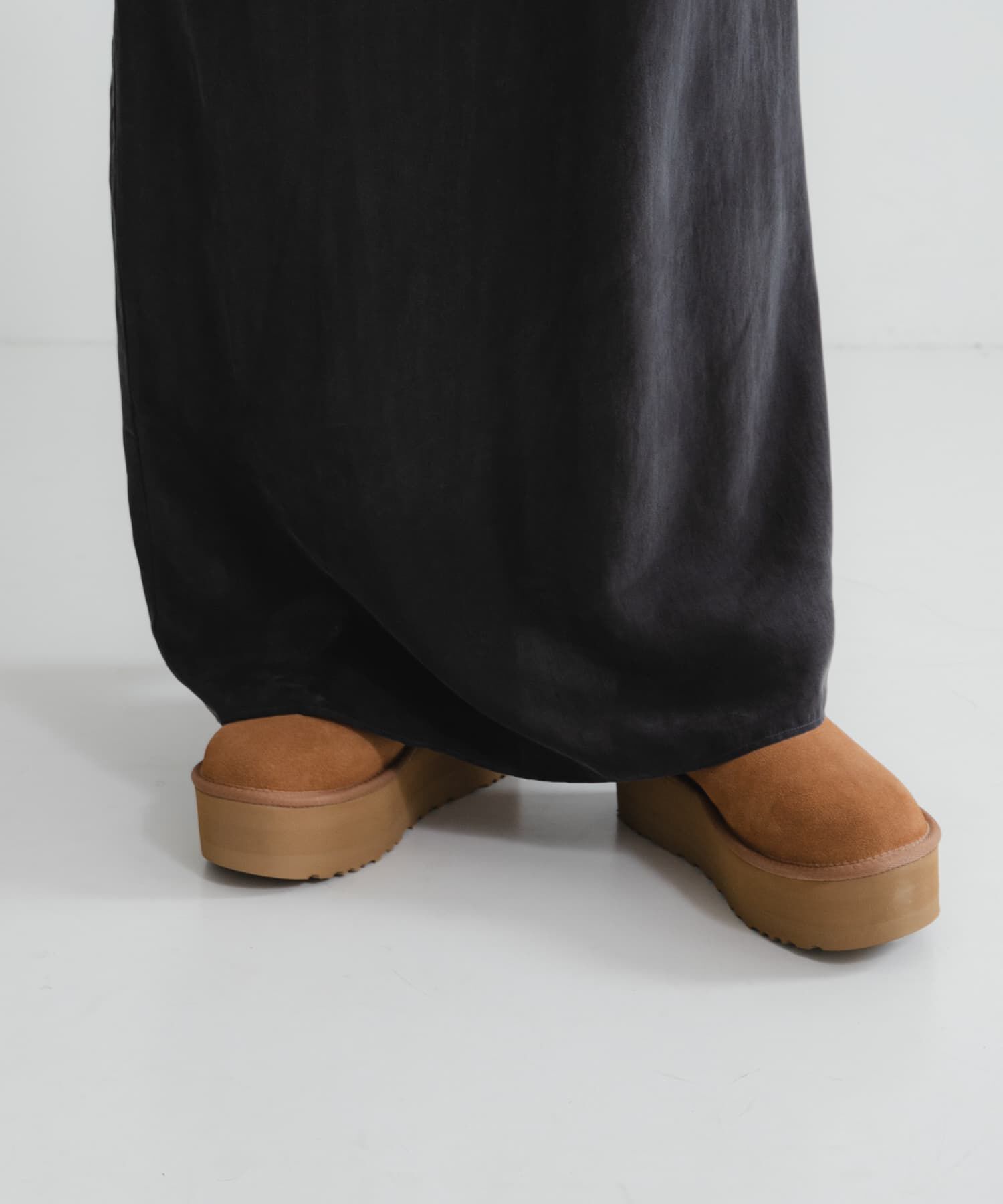 URBAN RESEARCH「UGG　ULTRA MINI PLATFORM」|ショートブーツ|