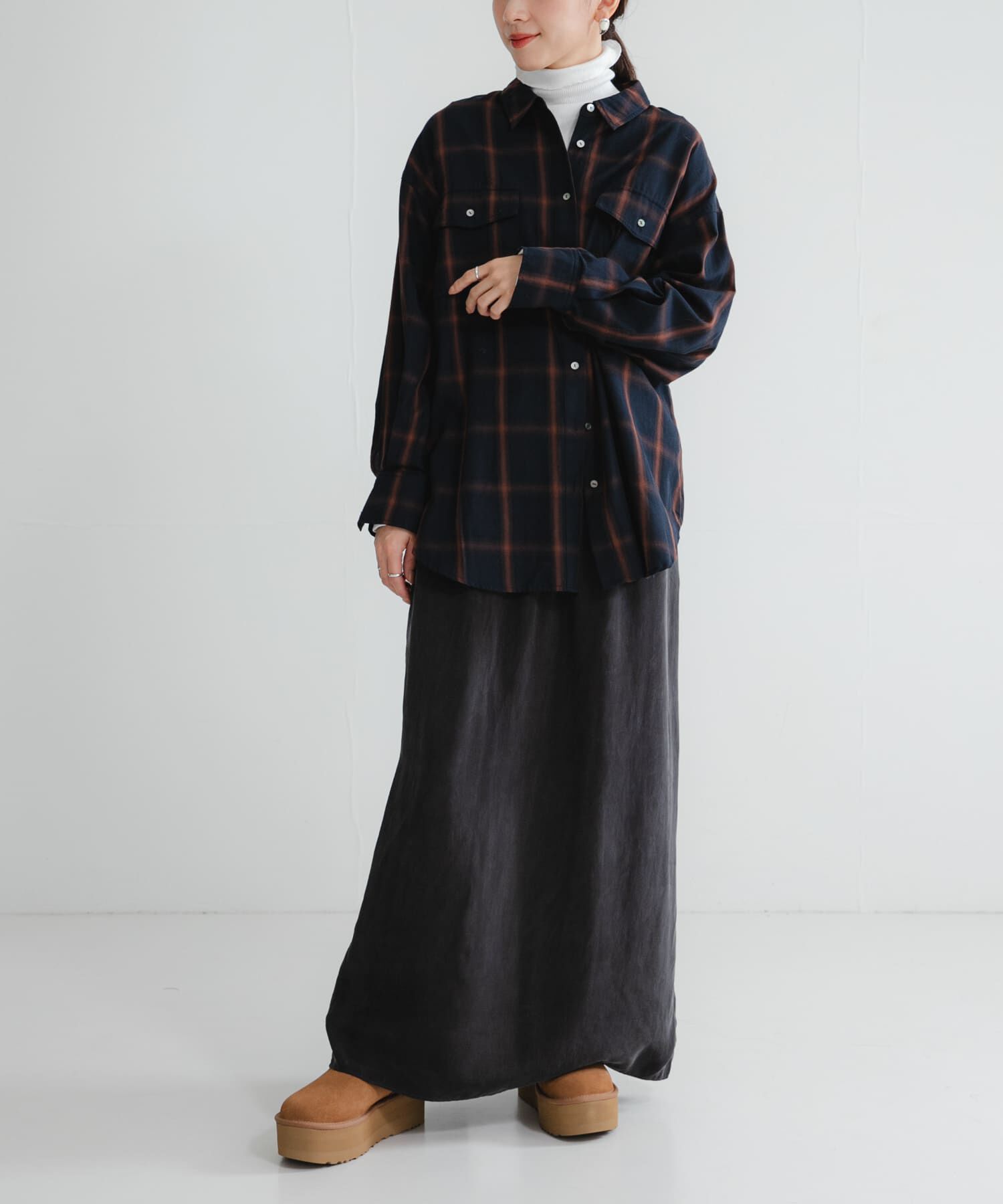 URBAN RESEARCH「UGG　ULTRA MINI PLATFORM」|ショートブーツ|