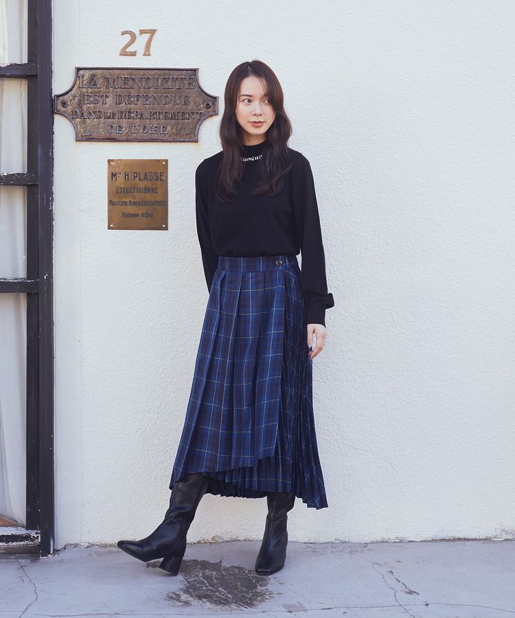 earth music&ecology「パール&ビジューハイネックプルオーバー」|ニット・セーター|