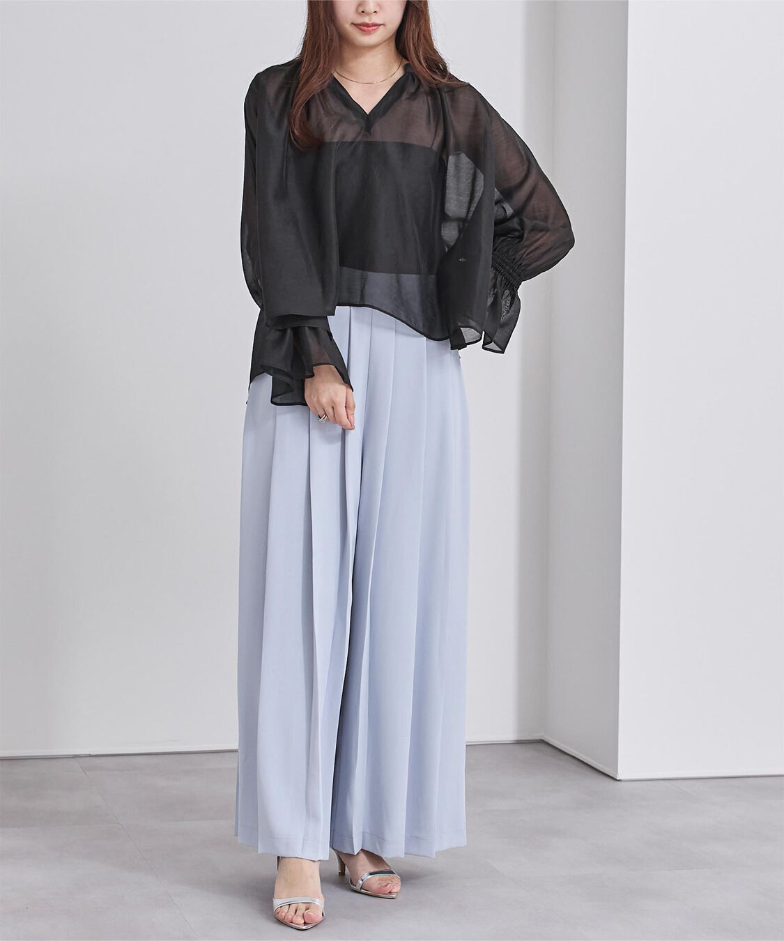 ur's「フレアスリーブスキッパーシアーブラウス」|シャツ・ブラウス|