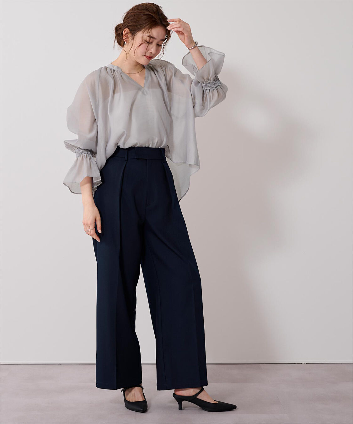 ur's「フレアスリーブスキッパーシアーブラウス」|シャツ・ブラウス|