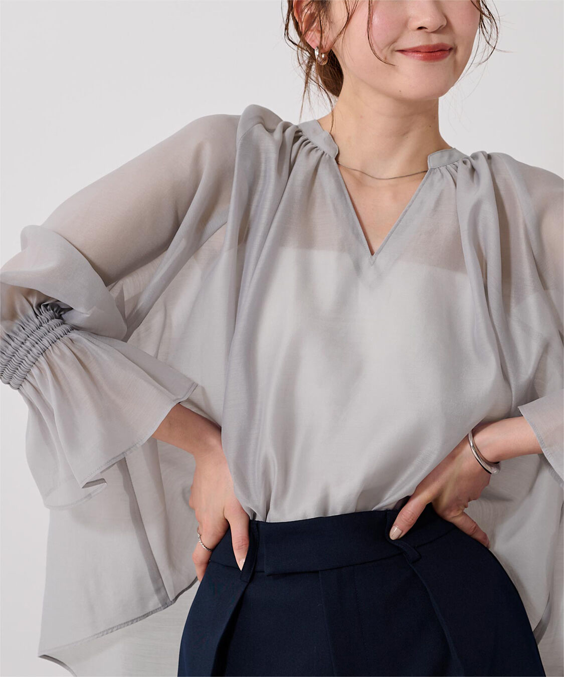 ur's「フレアスリーブスキッパーシアーブラウス」|シャツ・ブラウス|