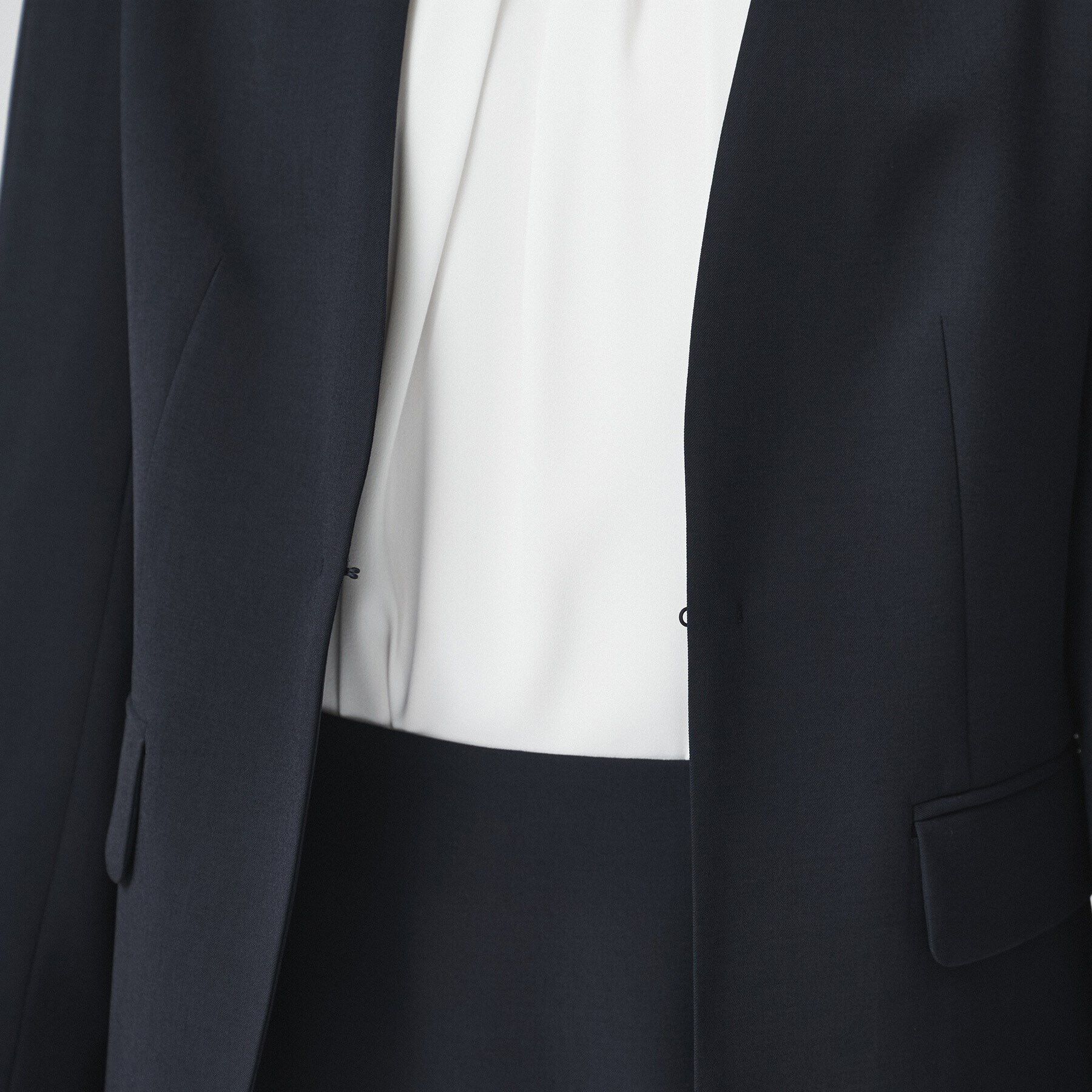 UNTITLED「【通勤スーツ/入卒/セレモニー】ライトウェイト ストレッチカラーレスジャケット」|ノーカラージャケット|
