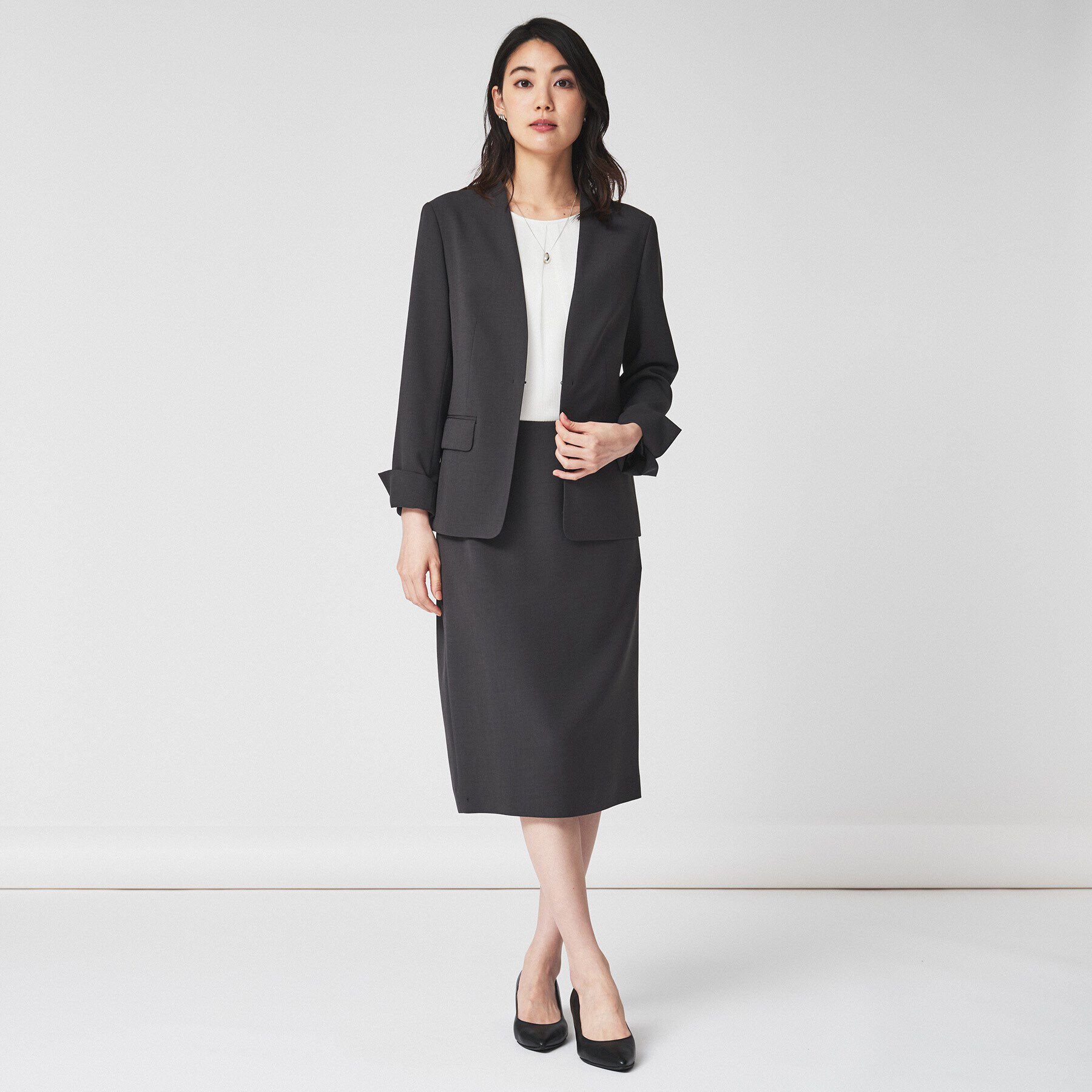 UNTITLED「【通勤スーツ/入卒/セレモニー】ライトウェイト ストレッチカラーレスジャケット」|ノーカラージャケット|