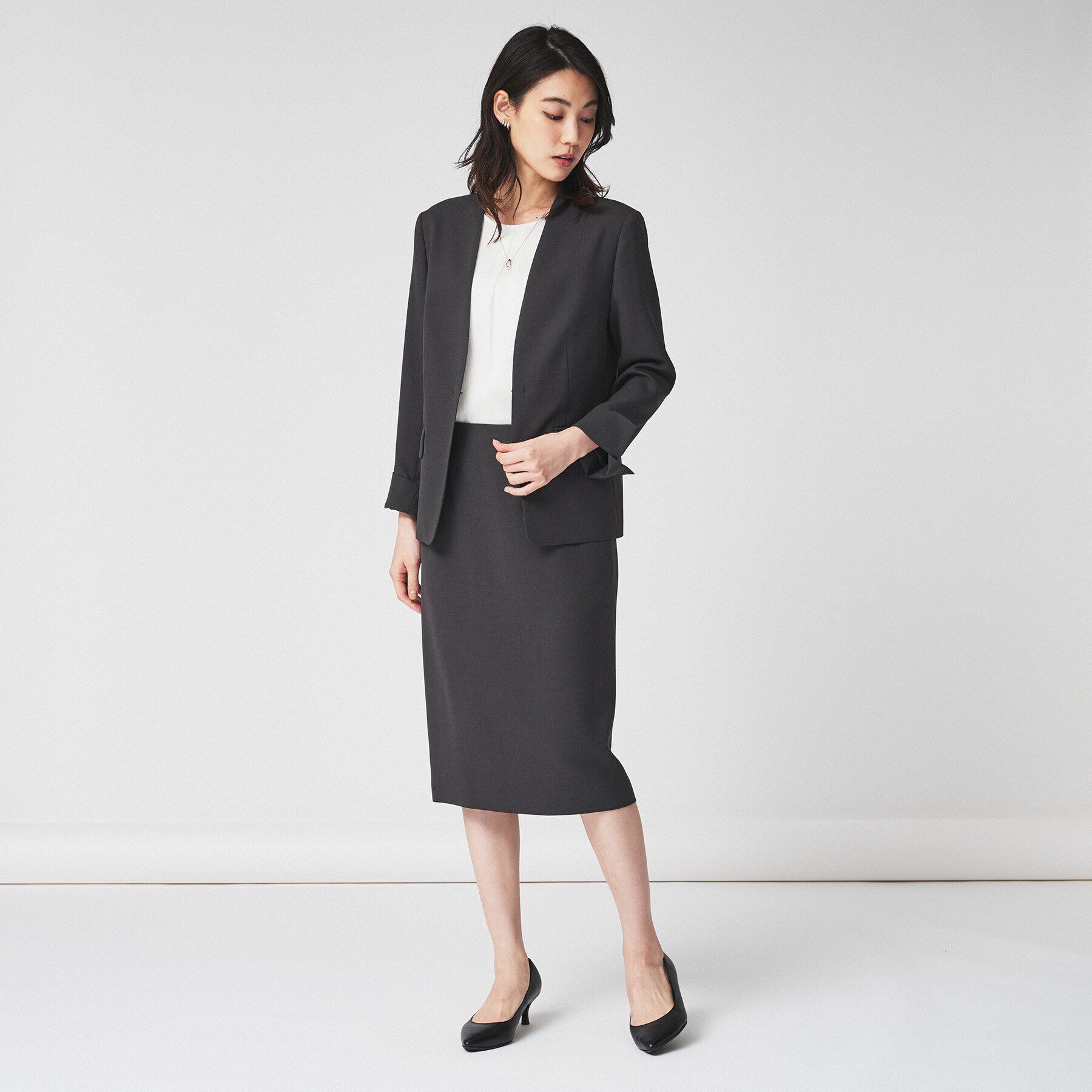 UNTITLED「【通勤スーツ/入卒/セレモニー】ライトウェイト ストレッチカラーレスジャケット」|ノーカラージャケット|