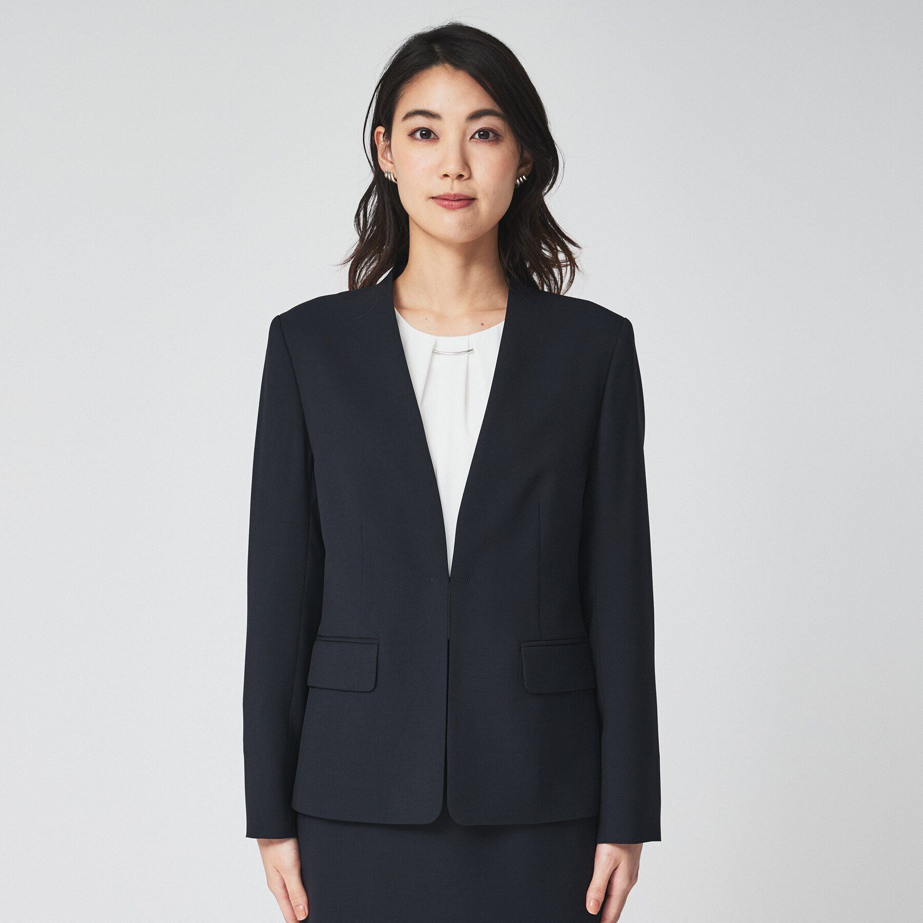 UNTITLED「【通勤スーツ/入卒/セレモニー】ライトウェイト ストレッチカラーレスジャケット」|ノーカラージャケット|