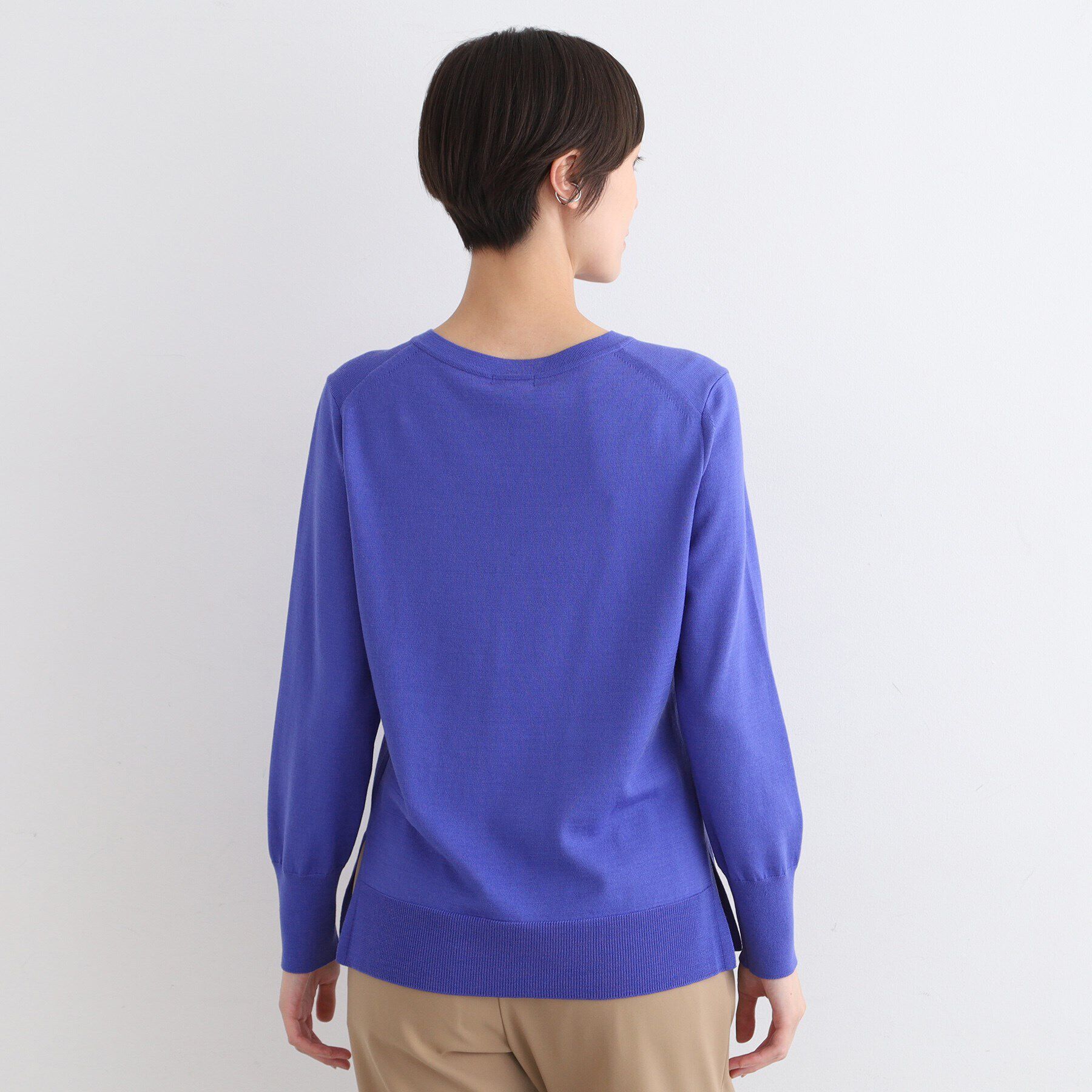 INDIVI「【ウール100%】エクストラファインメリノ Vネックニット」|ニット・セーター|