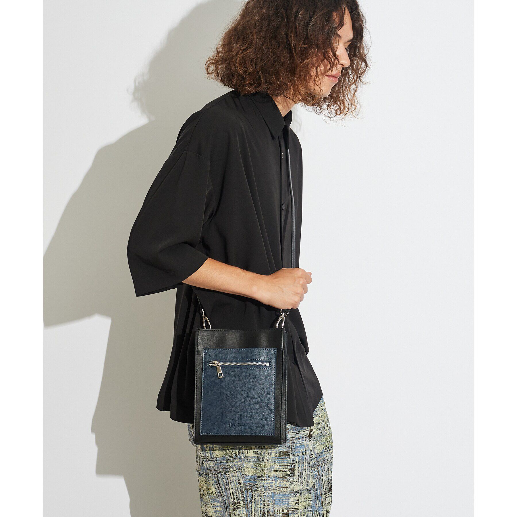 tk.TAKEO KIKUCHI「フロントポケットミニショルダーバッグ」|ショルダー・メッセンジャー|