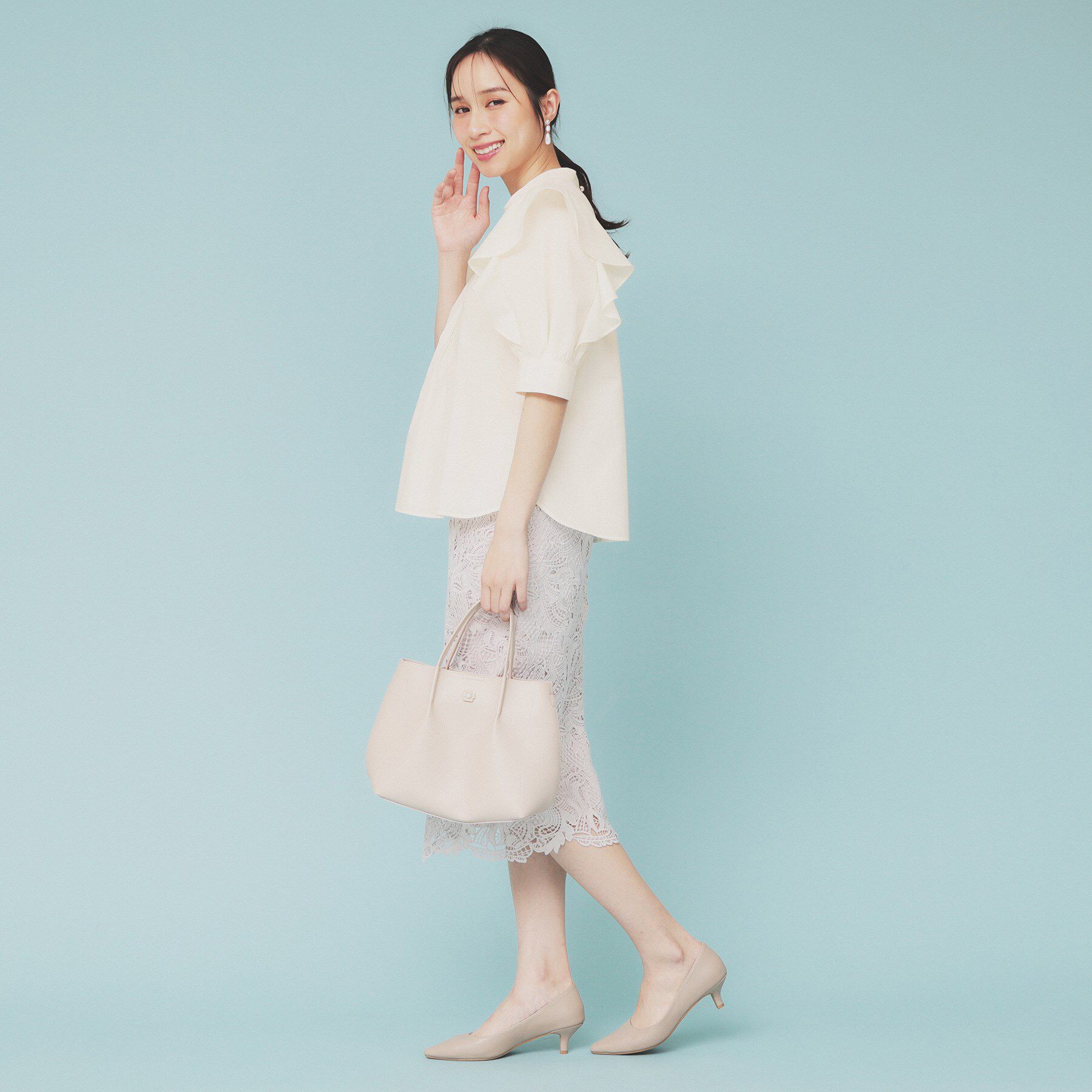 index「ハイネックフリルブラウス【洗濯機洗い可/イージーアイロン】」|シャツ・ブラウス|