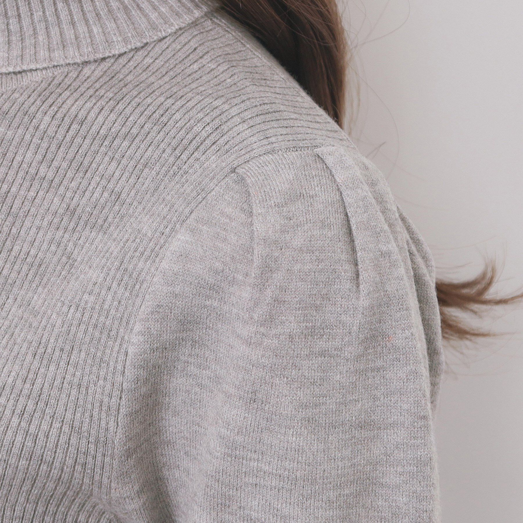 index「タートルネックタックパフスリーブニット【洗濯機OK】」|ニット・セーター|