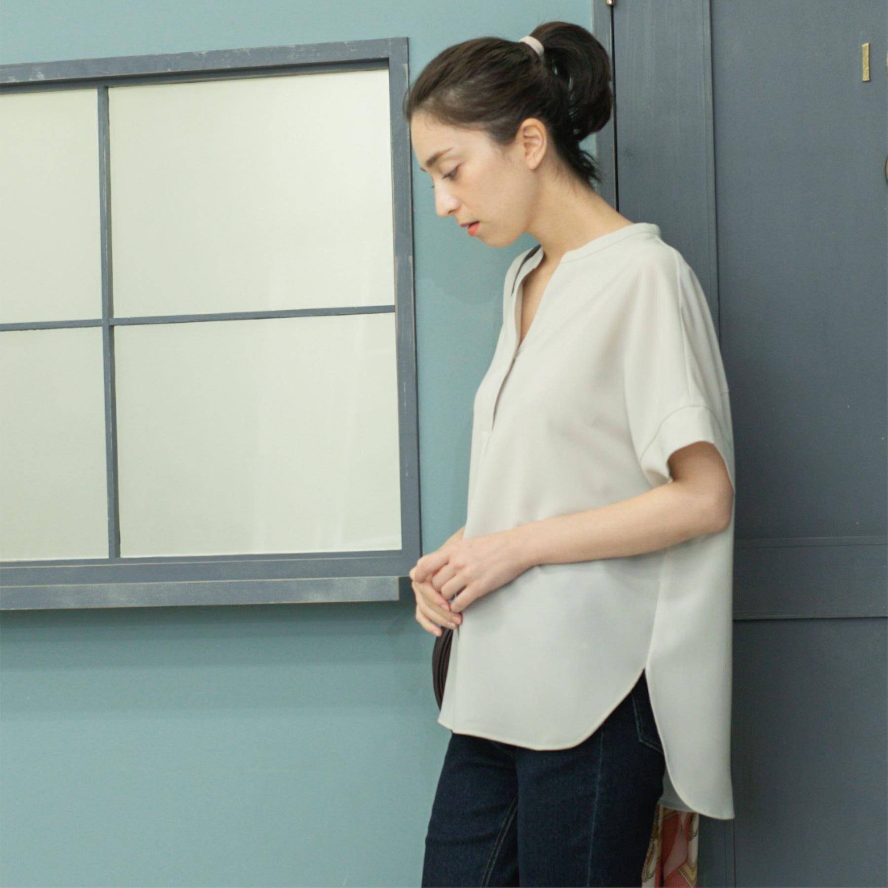 OPAQUE.CLIP「《5色展開/SS-LLサイズ》スキッパー金ボタンブラウス/セットアップ対応【防シワ/ストレッチ/洗濯」|シャツ・ブラウス|