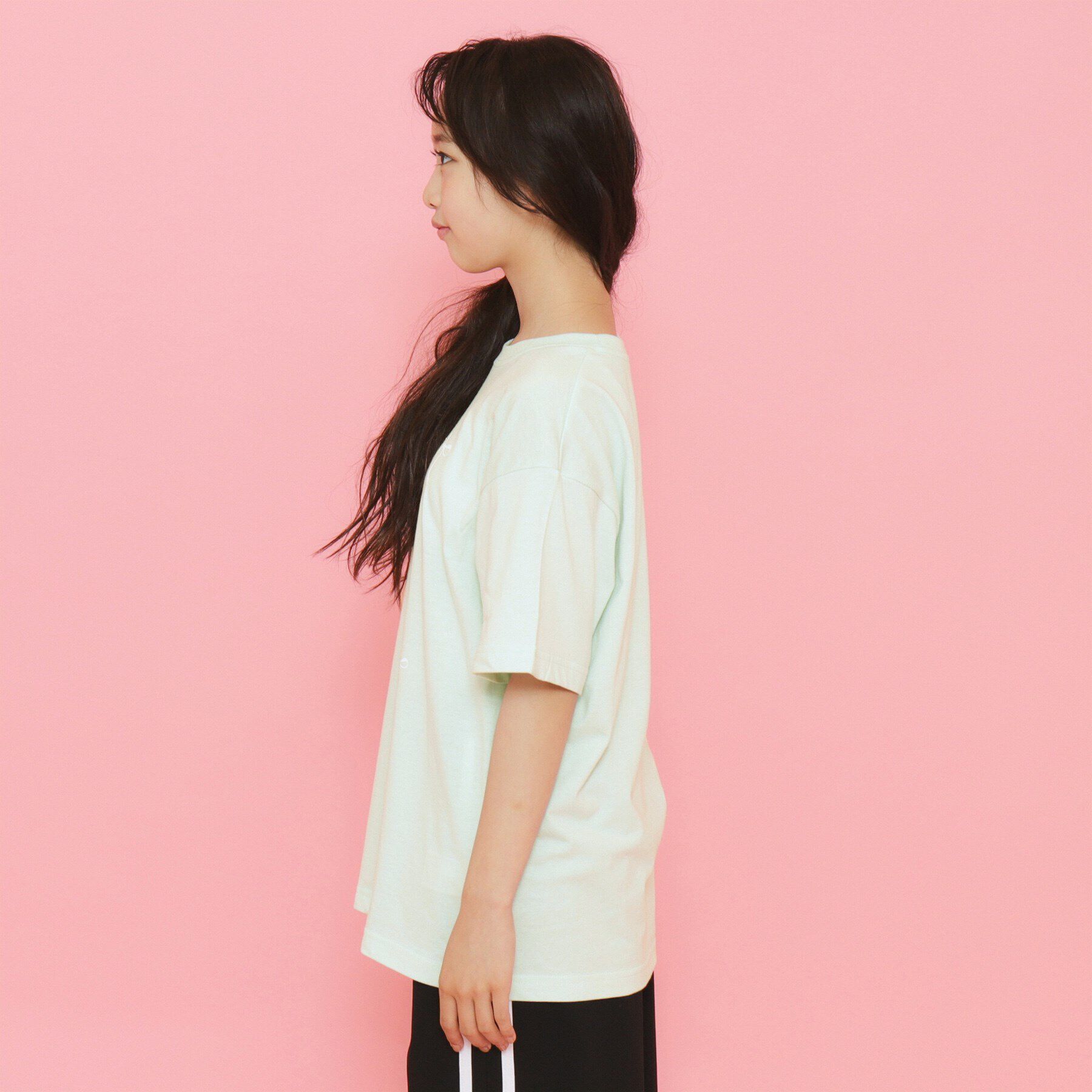 PINK-latte「リボンロゴプリントラインストーン付きTシャツ」|Tシャツ・カットソー|