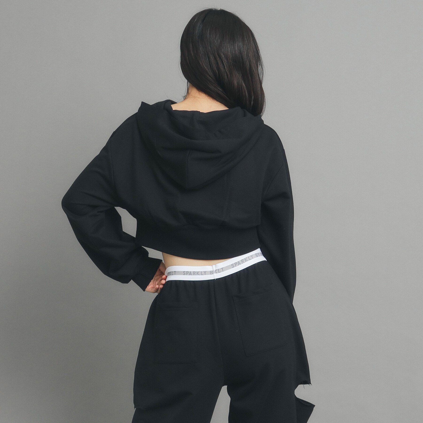 PINK-latte「【130cmあり】ショート丈フードジップパーカ」|パーカー|