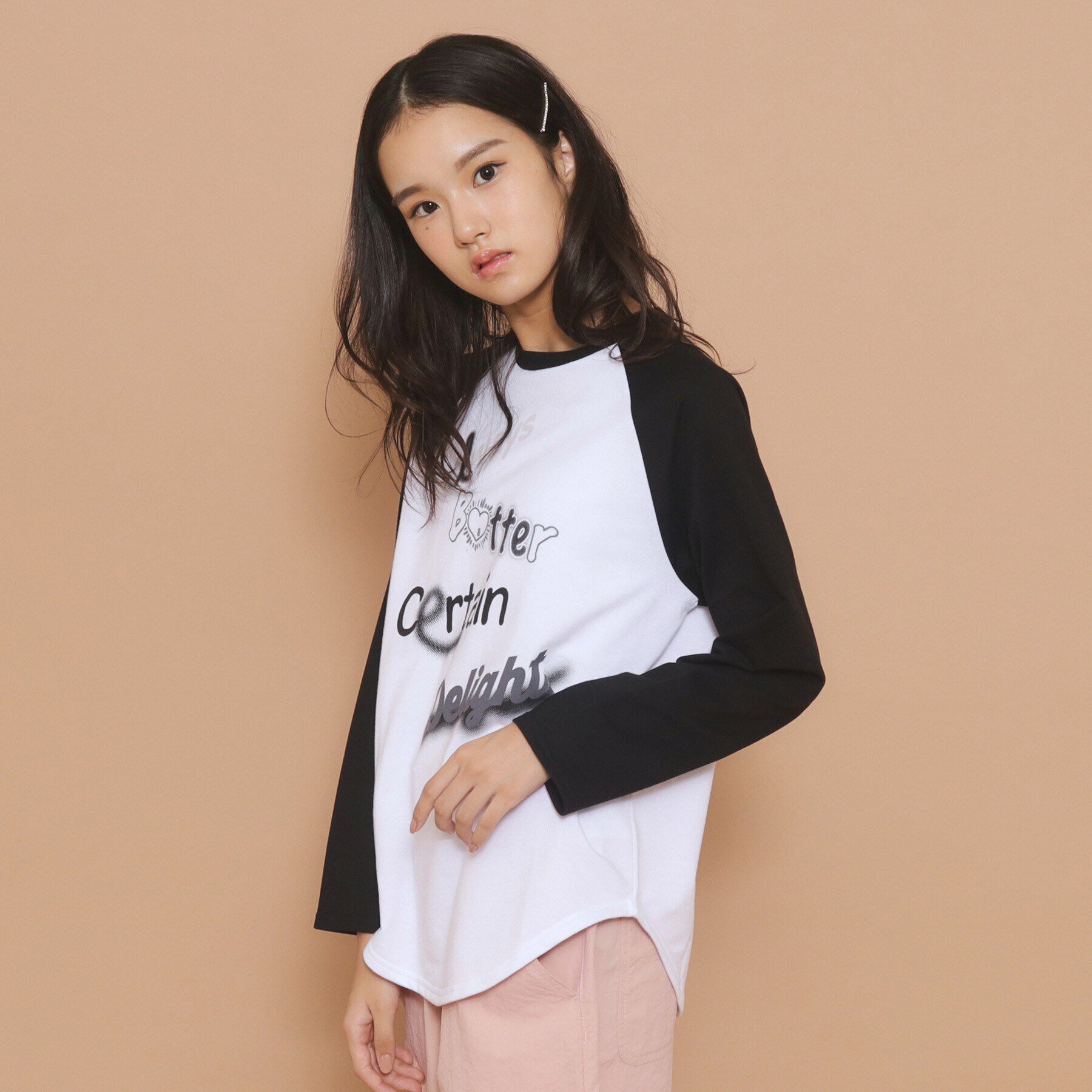 PINK-latte「【130cmあり】グラフィックロゴ ラグランTシャツ」|Tシャツ・カットソー|オフホワイト(003