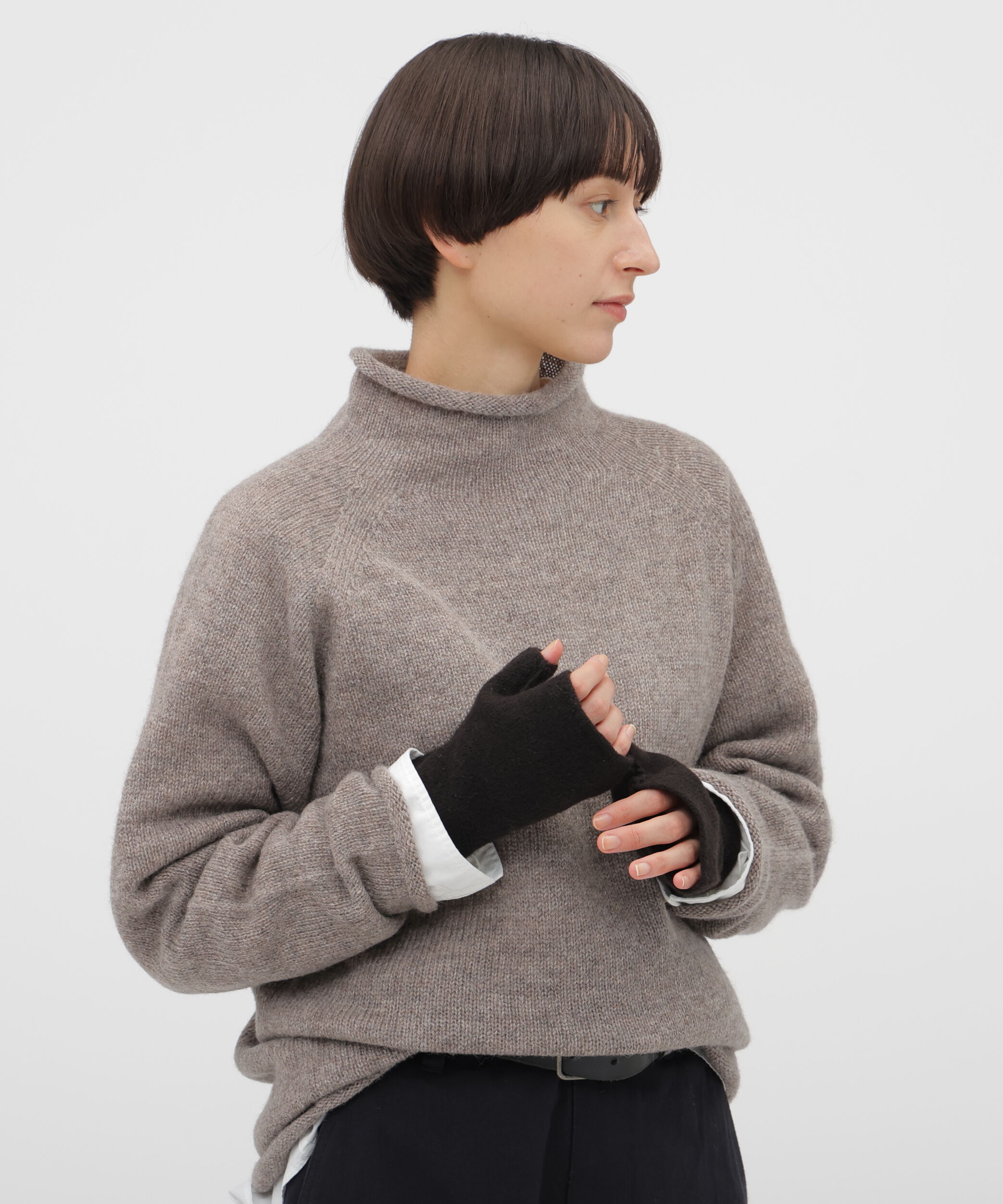 MHL.「FELTED DRY WOOL」|手袋|