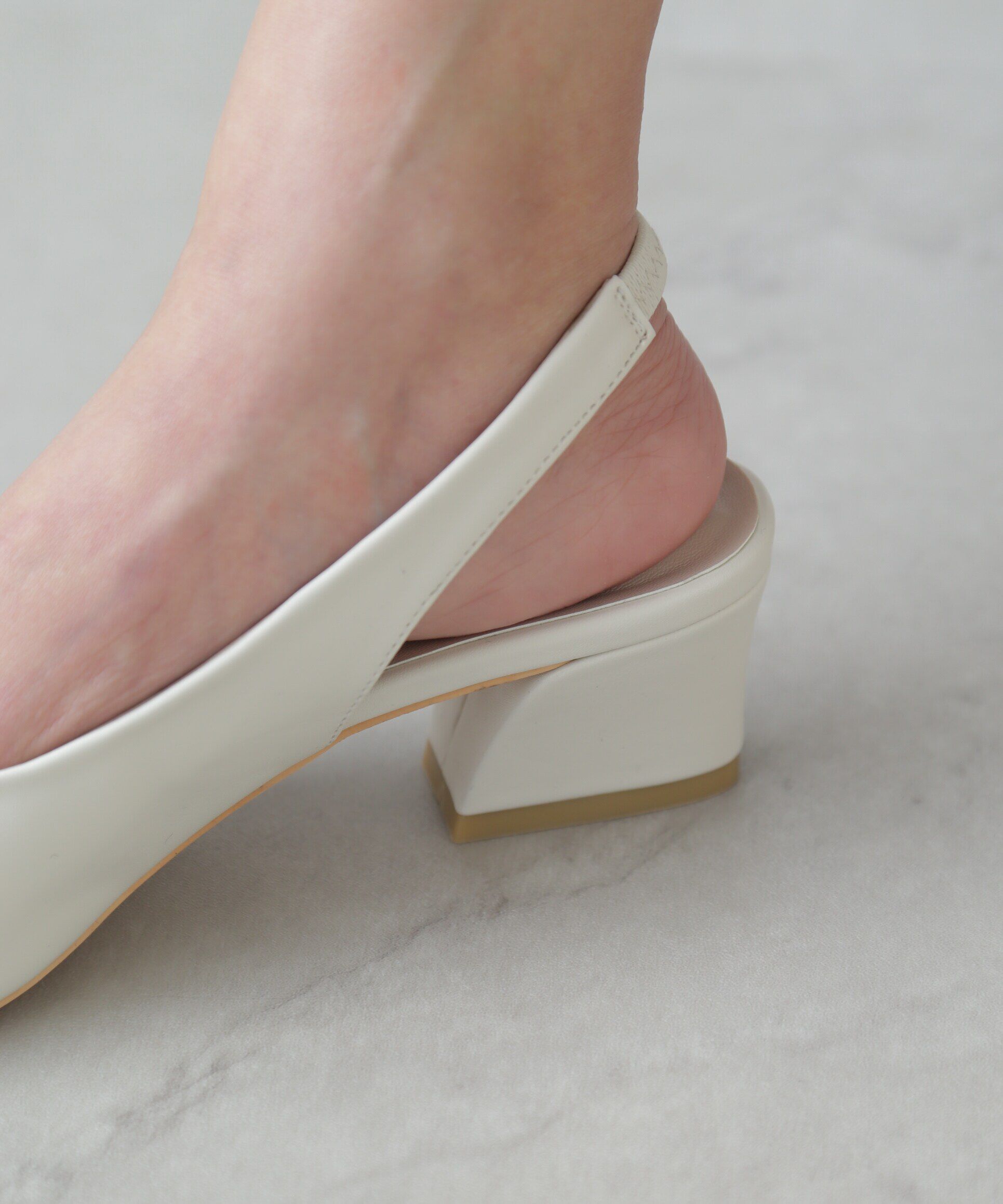  「バッグストラップパンプス」|その他|