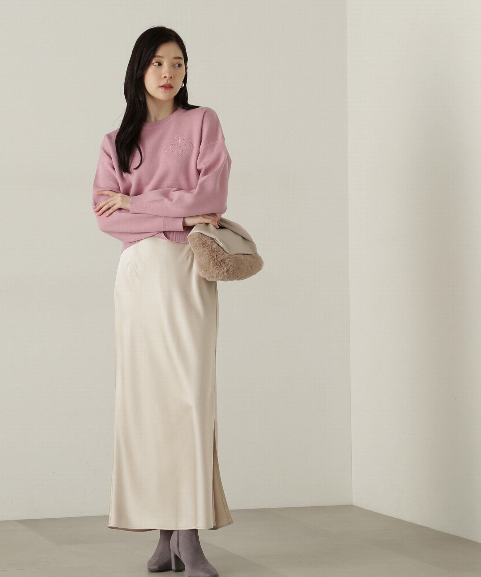 PROPORTION BODY DRESSING「スリット入りサテンナロースカート　24AW」|スカート|