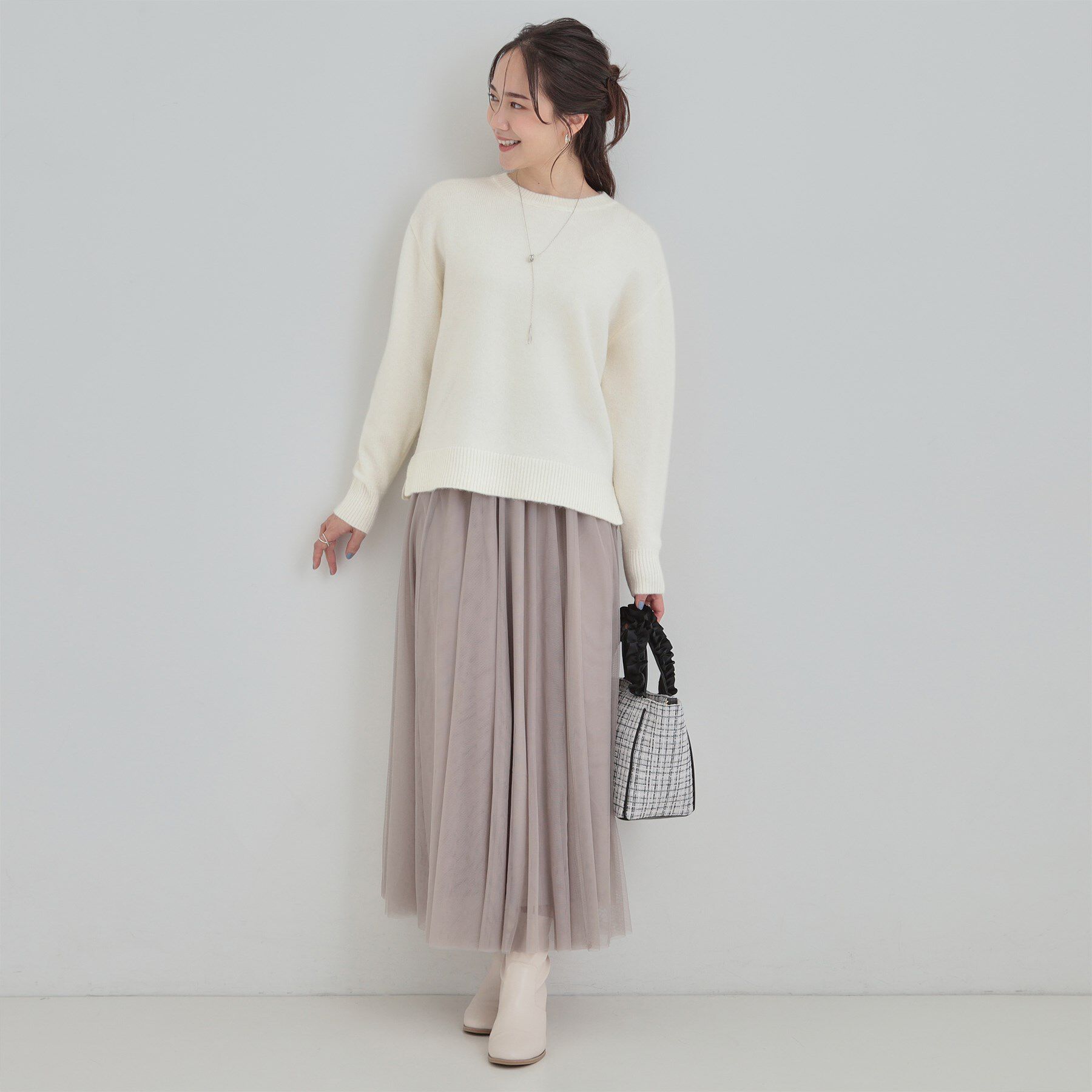 SHOO･LA･RUE「【S-LL/洗濯機可】キラキラ光るラメが上品　クルーネックニット」|ニット・セーター|