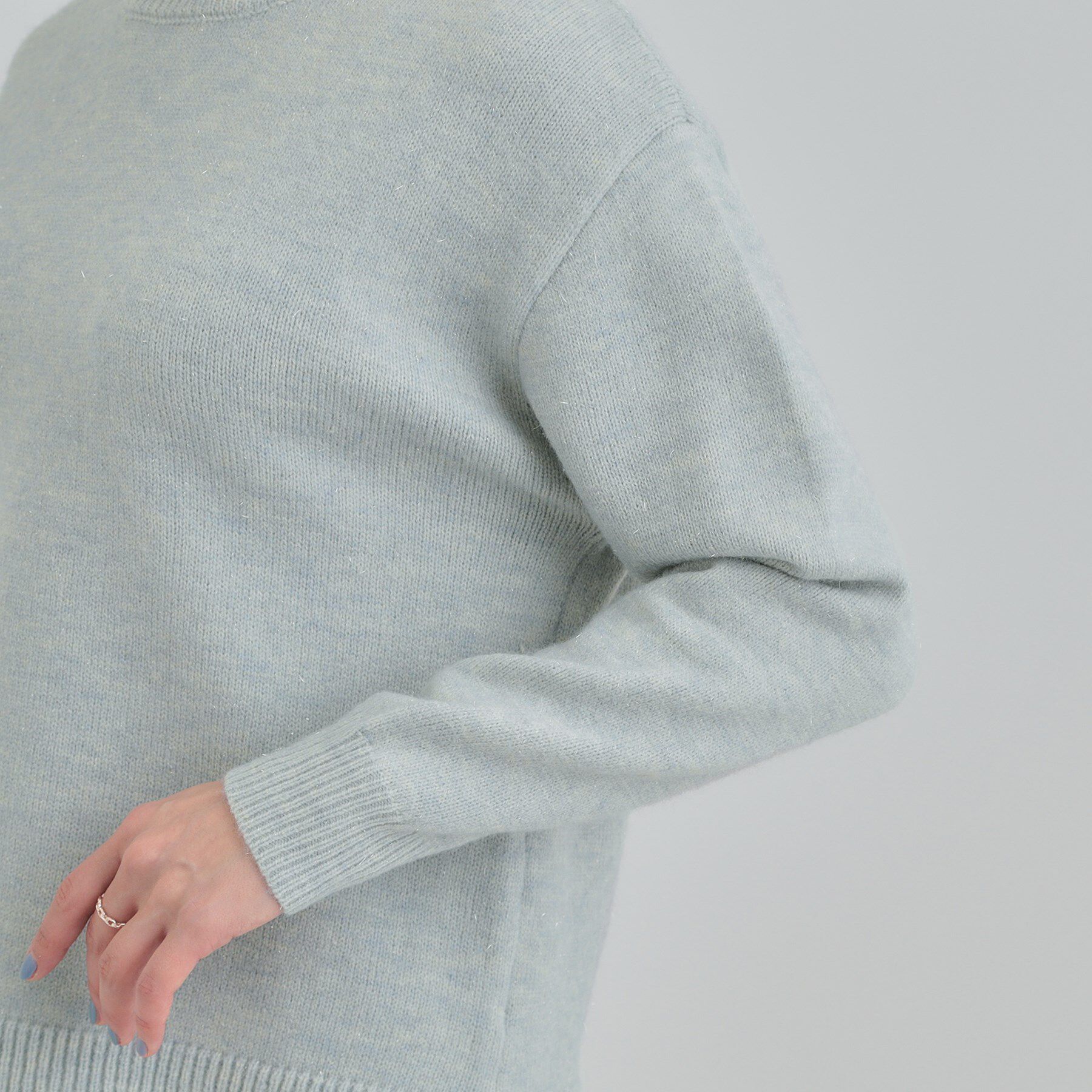 SHOO･LA･RUE「【S-LL/洗濯機可】キラキラ光るラメが上品　クルーネックニット」|ニット・セーター|