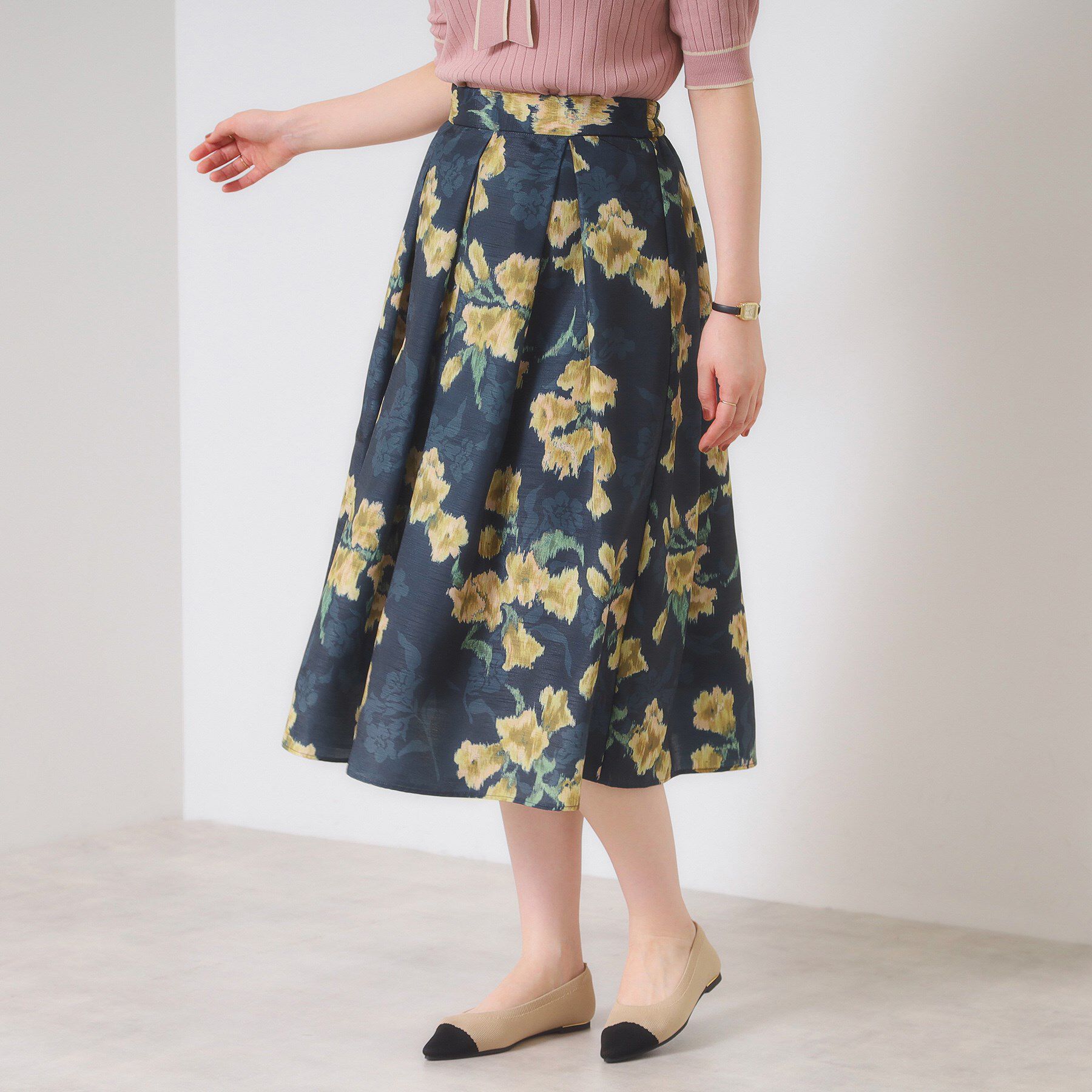 ITS&rsquo;DEMO「【手洗い可】花柄シャンタンスカート」|スカート|