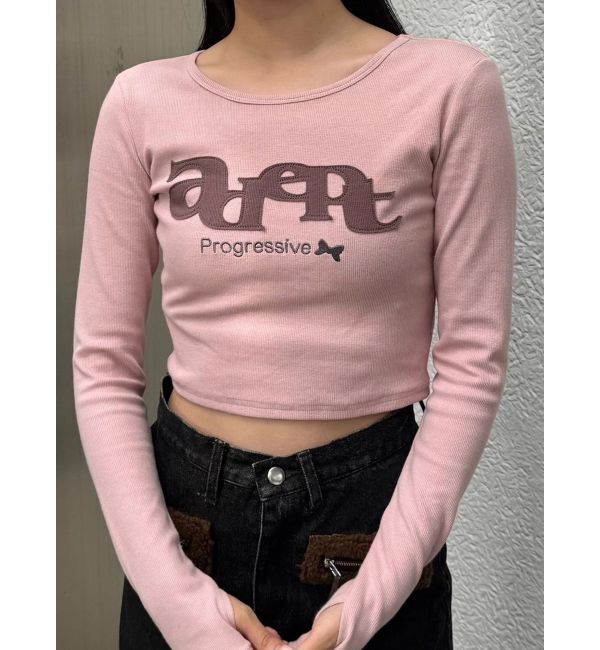 EMODA「ロゴパッチクロップロングスリーブTシャツ」|Tシャツ・カットソー|