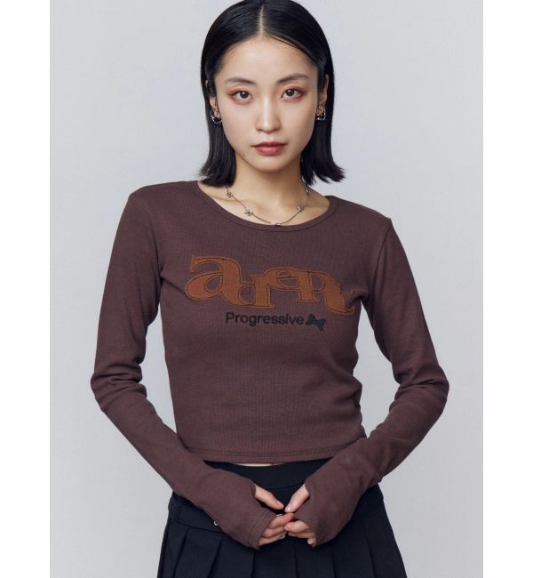 EMODA「ロゴパッチクロップロングスリーブTシャツ」|Tシャツ・カットソー|ブラウン