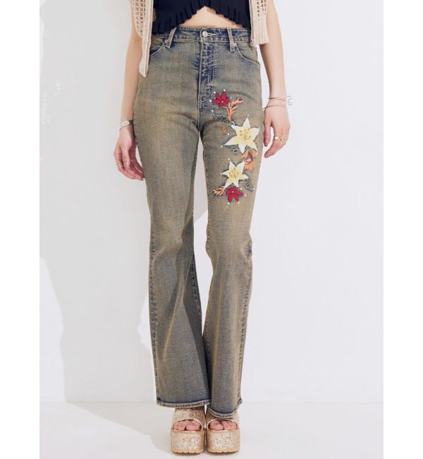 EVRIS「Embroideryフレアデニムパンツ」|デニム|